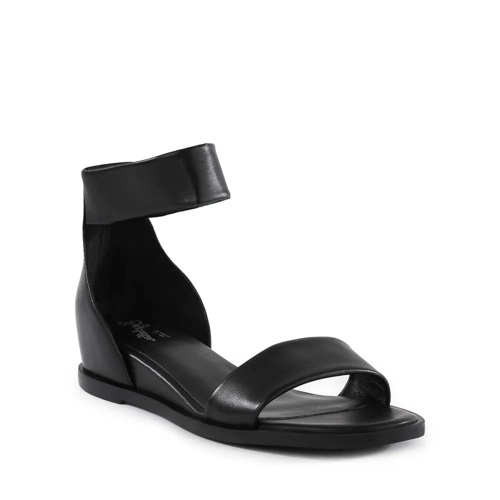 Lofty Sandal sold by BC Footwear product image thumbnail 2