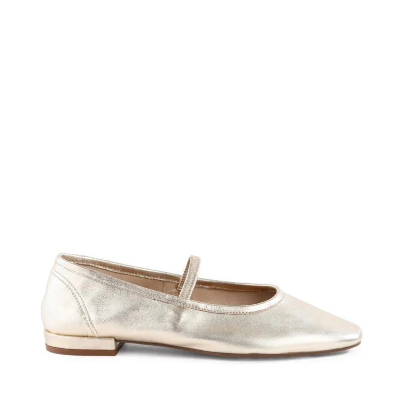 Sweetheart Flat sold by BC Footwear