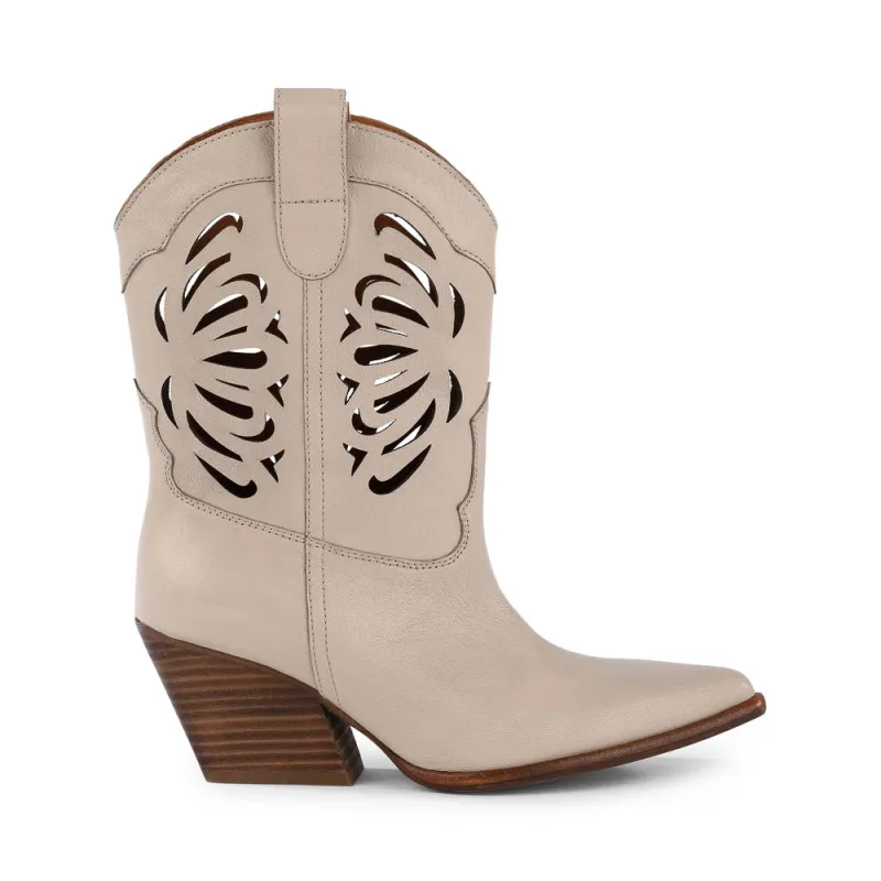 Go West Boot made by Seychelles