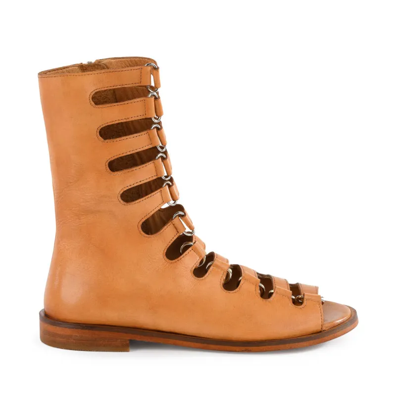 Mainstage Sandal made by Seychelles