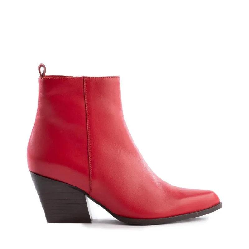 Aboard Boot sold by BC Footwear