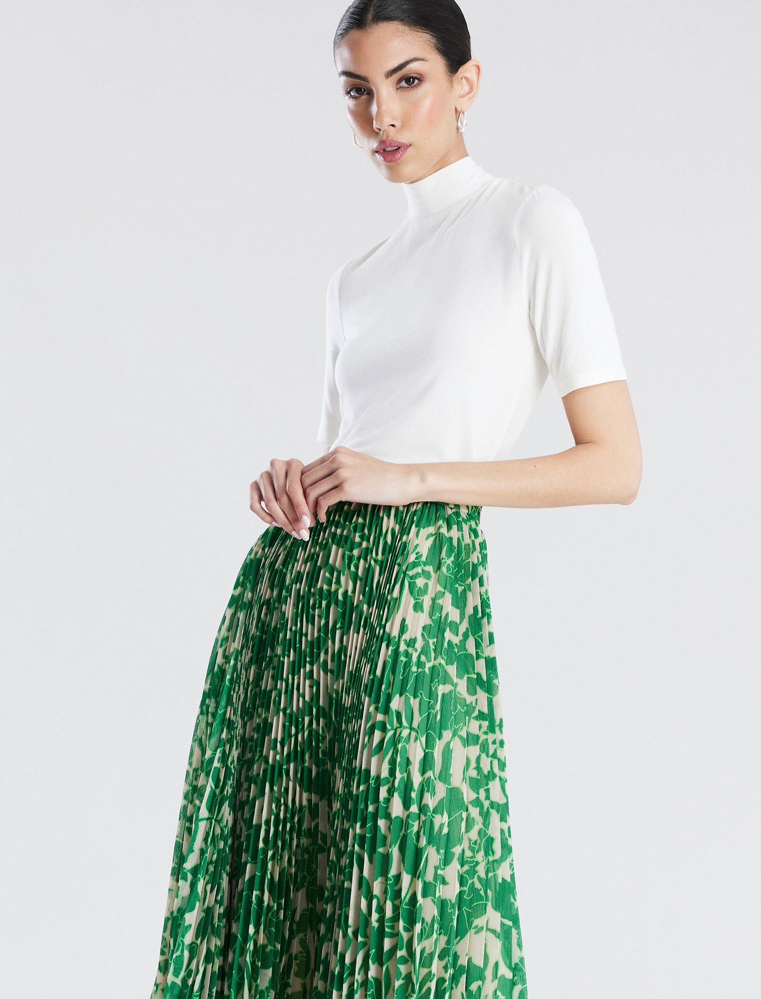 Mock Neck Short Sleeve Top sold by BCBGMaxAzria product image thumbnail 3