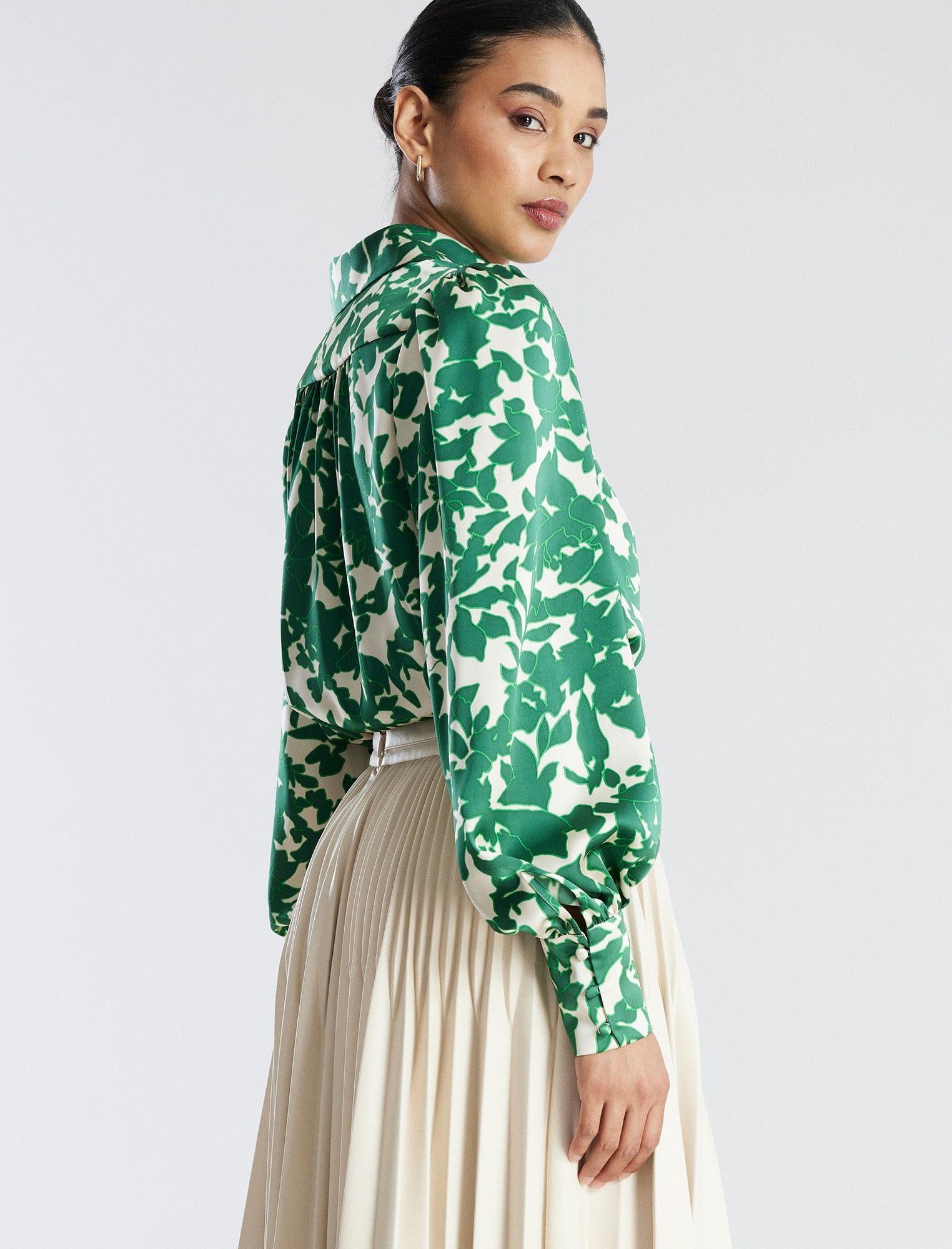 Balloon Sleeve Button-Up Top sold by BCBGMaxAzria product image thumbnail 3
