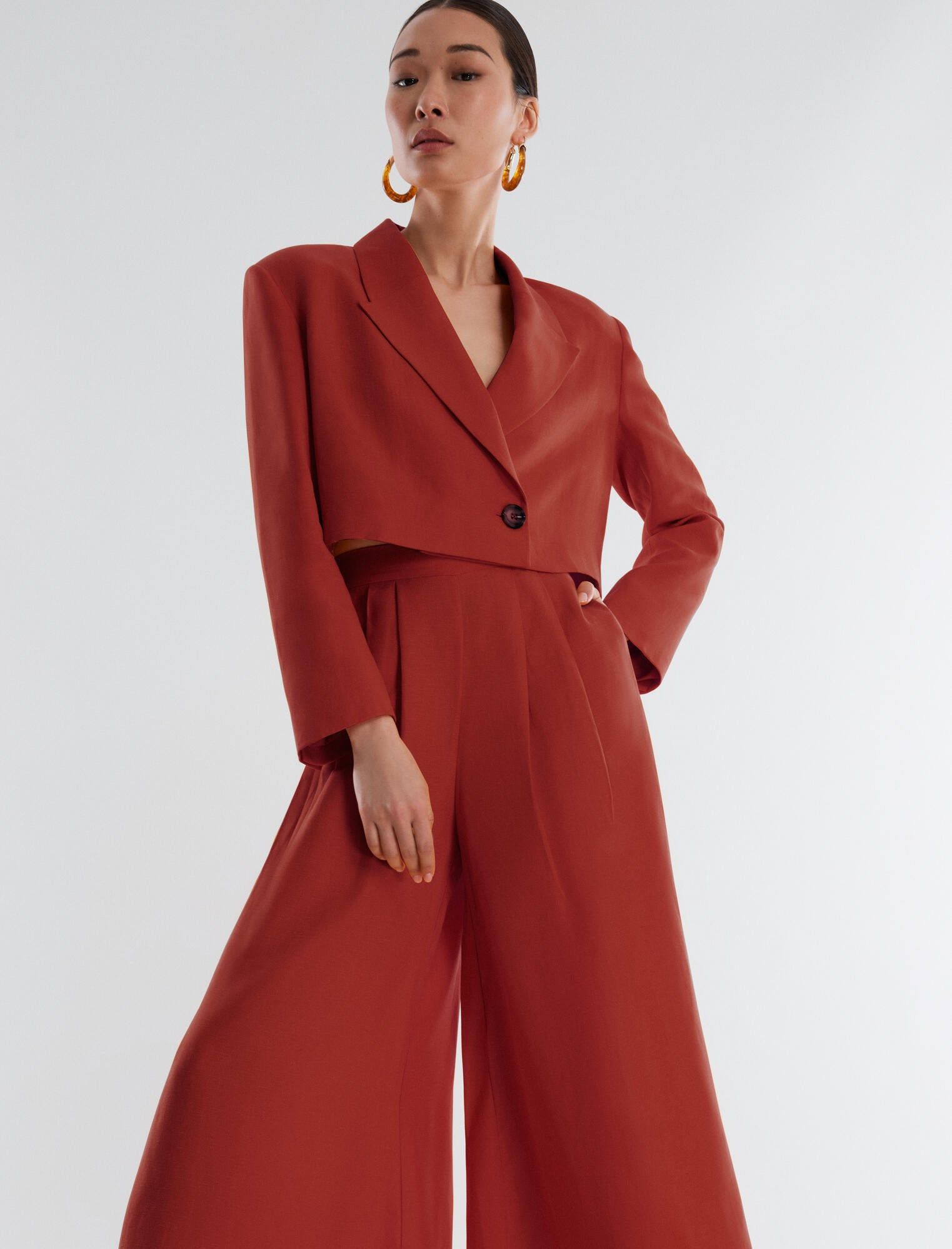 Knox Linen Crop Jacket sold by BCBGMaxAzria product image thumbnail 5