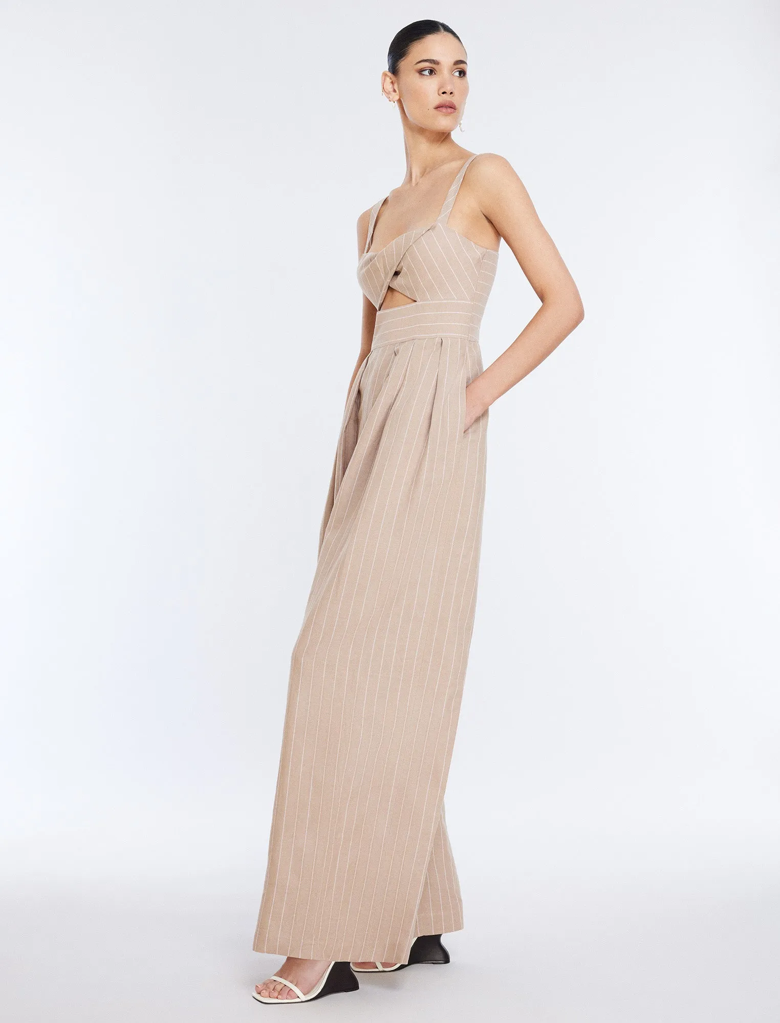 Hadie Linen Keyhole Jumpsuit sold by BCBGMaxAzria product image thumbnail 3