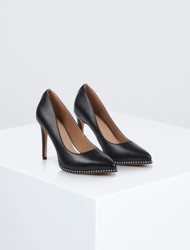 Hawti Pump Heel sold by BCBGMaxAzria