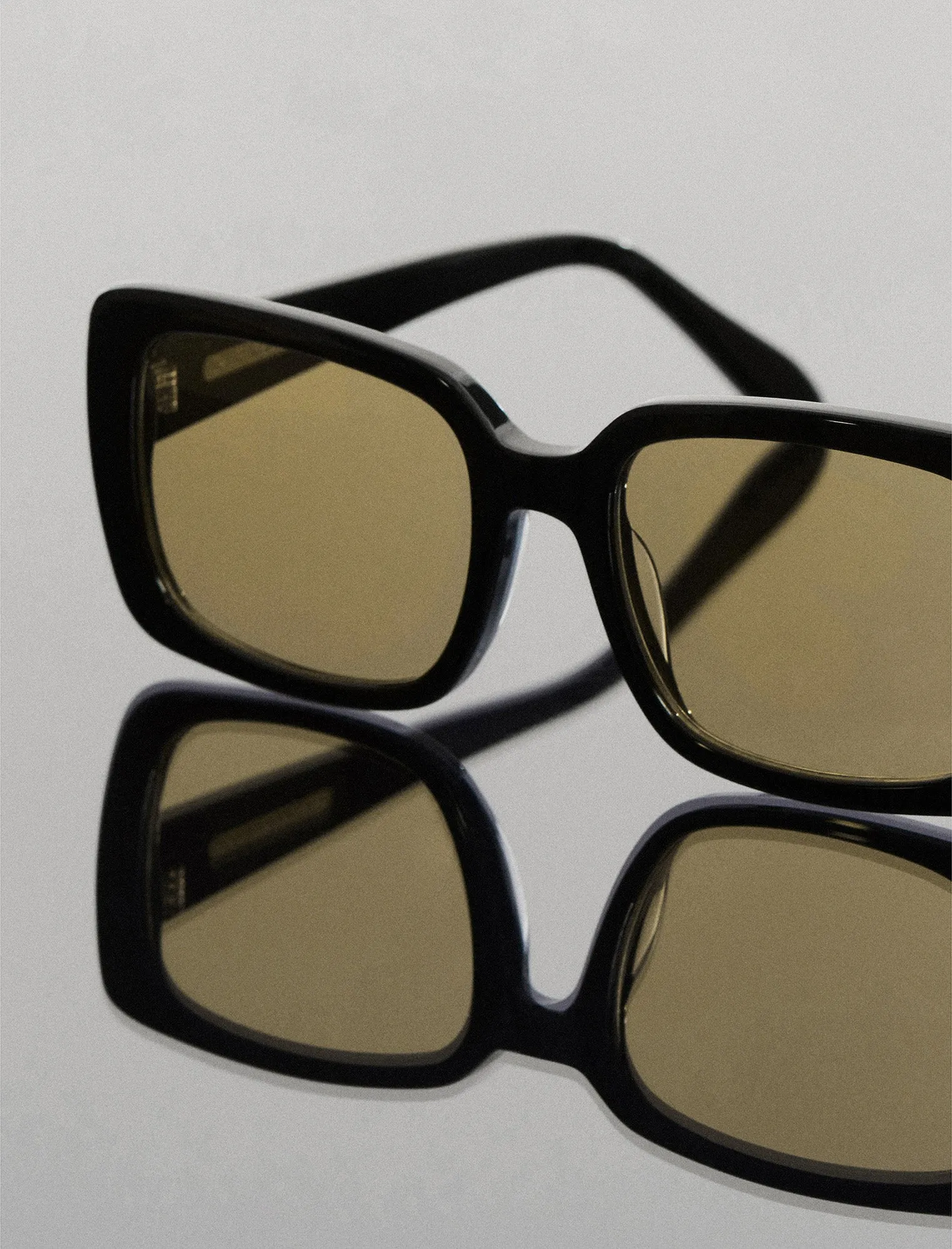 1982 Rectangle Sunglasses sold by BCBGMaxAzria product image thumbnail 5