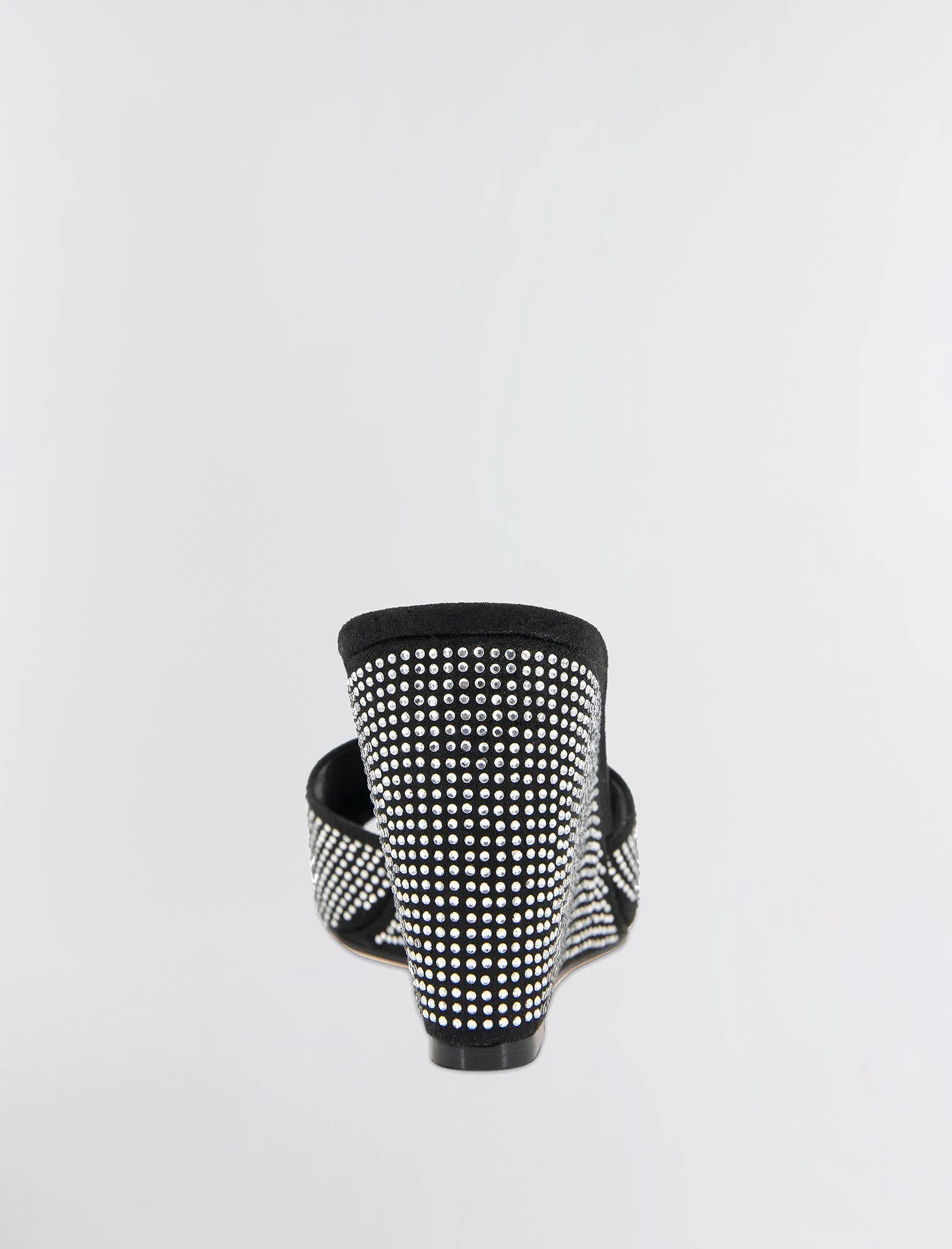 Giani Wedge Sandal sold by BCBGMaxAzria product image thumbnail 4