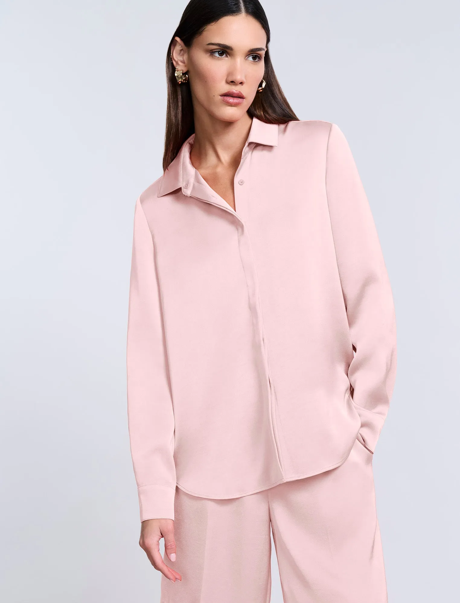 Washed Relaxed Button Down sold by BCBGMaxAzria product image thumbnail 3