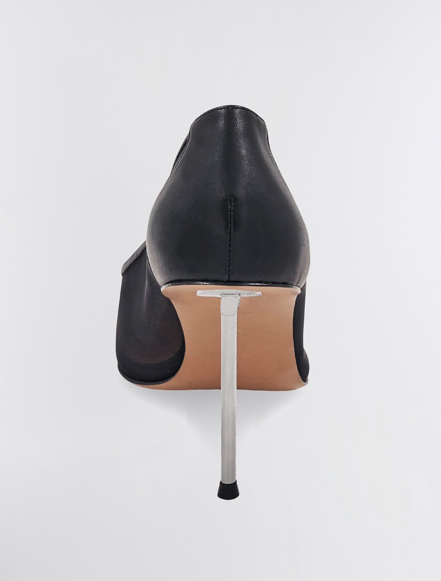 Maxxa Pump Heel sold by BCBGMaxAzria product image thumbnail 4