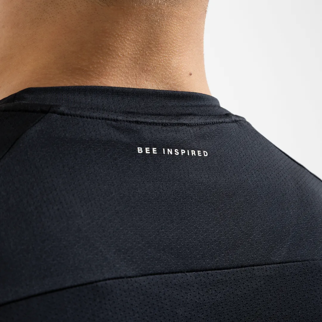 Signature Sports T-Shirt - Black sold by be inspired product image thumbnail 5