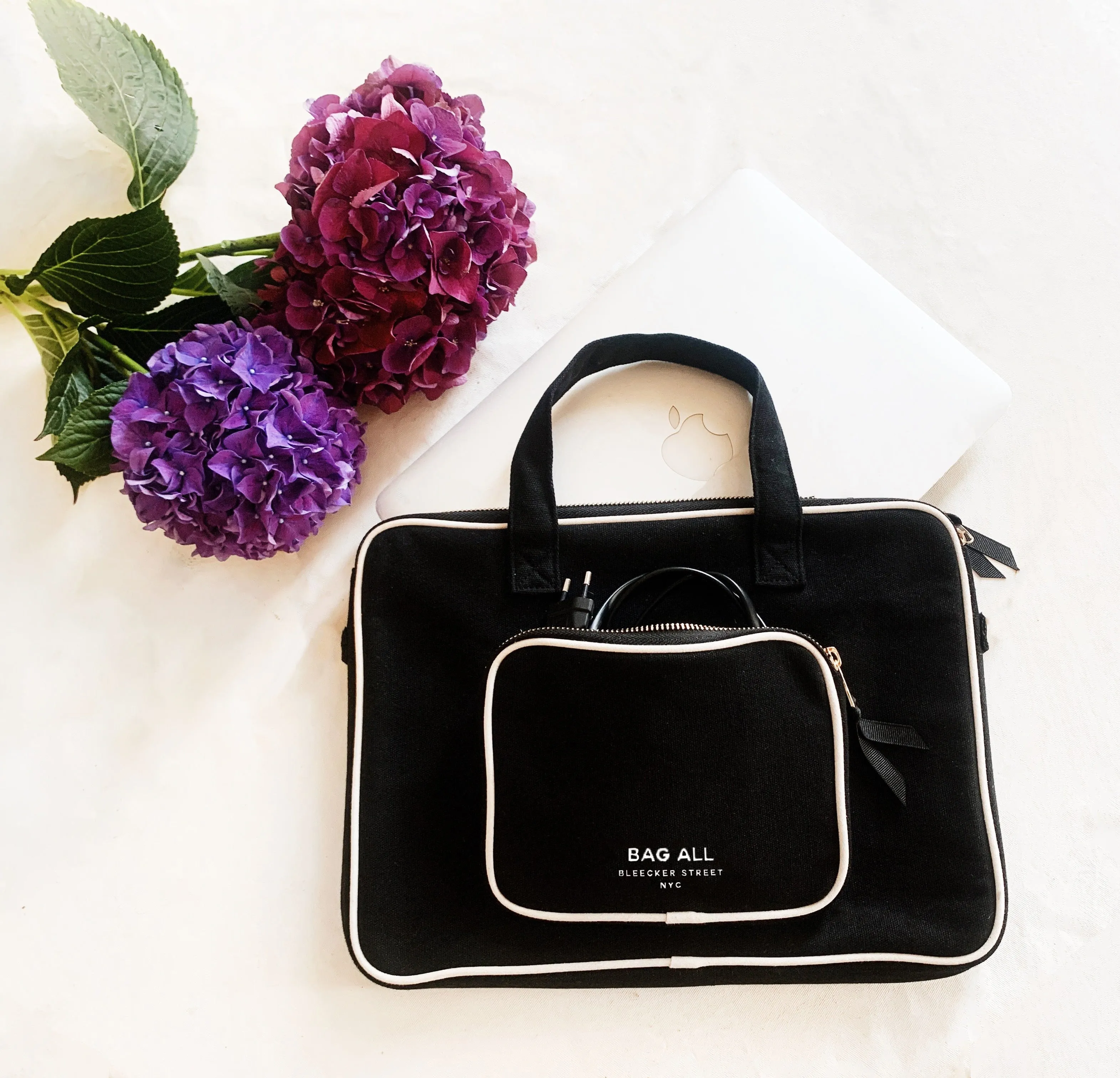 Laptop Case 13", Handle & Charger Pocket, Black sold by Beach Bunny product image thumbnail 2