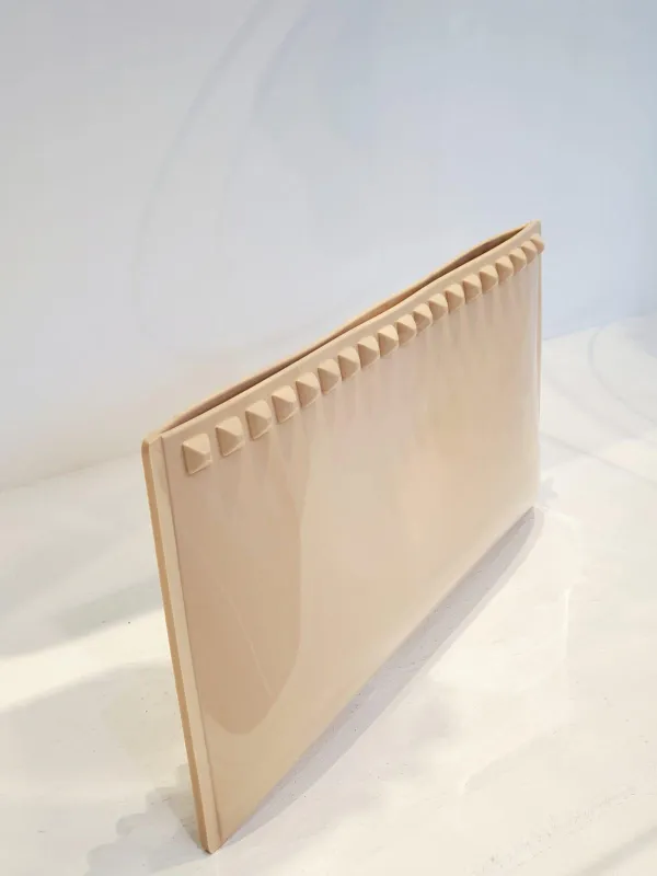 Julian Pochette - Blush made by Beach Bunny