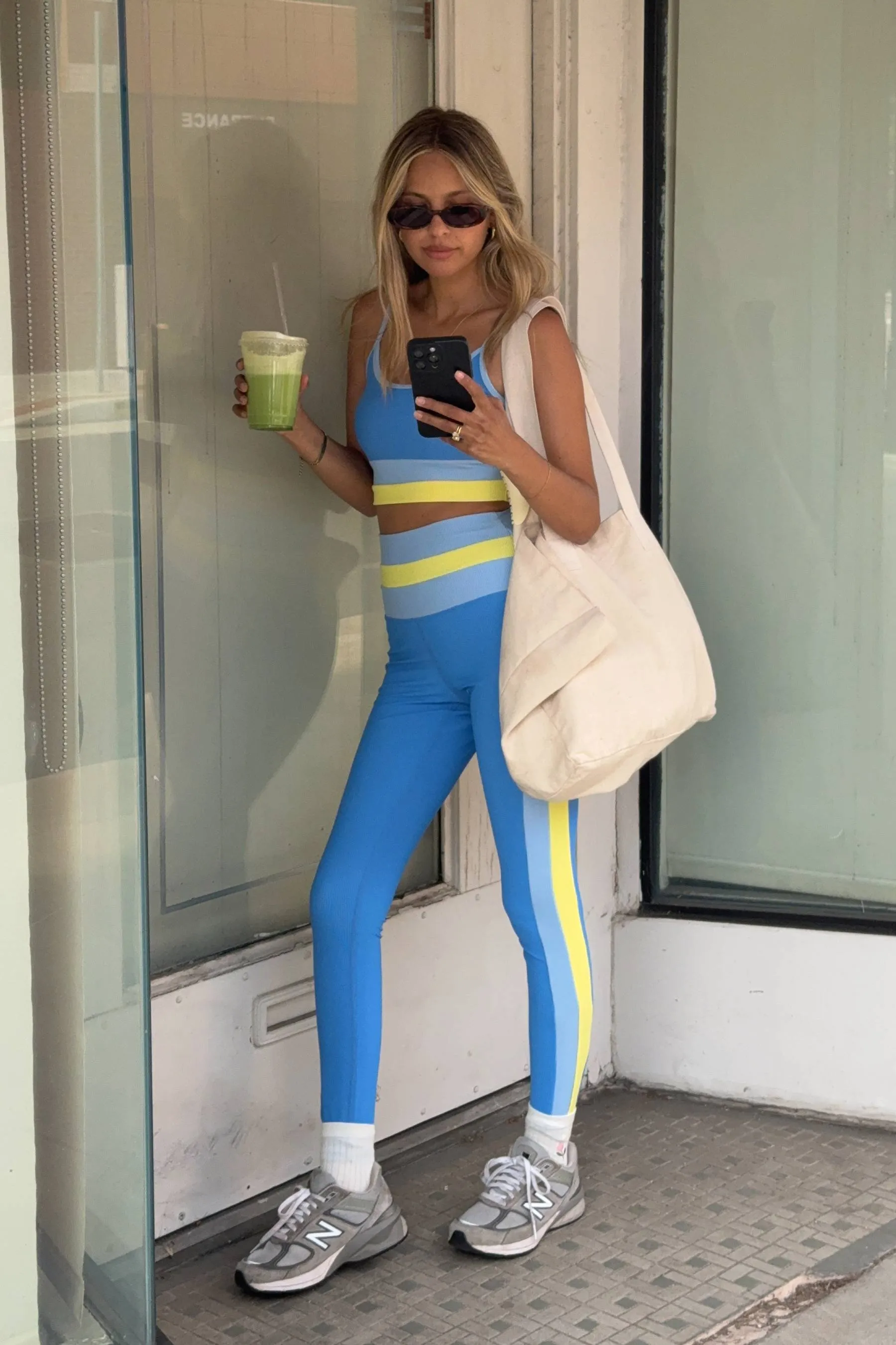 Mariella Legging Marina Blue Colorblock sold by Beach Riot product image thumbnail 3