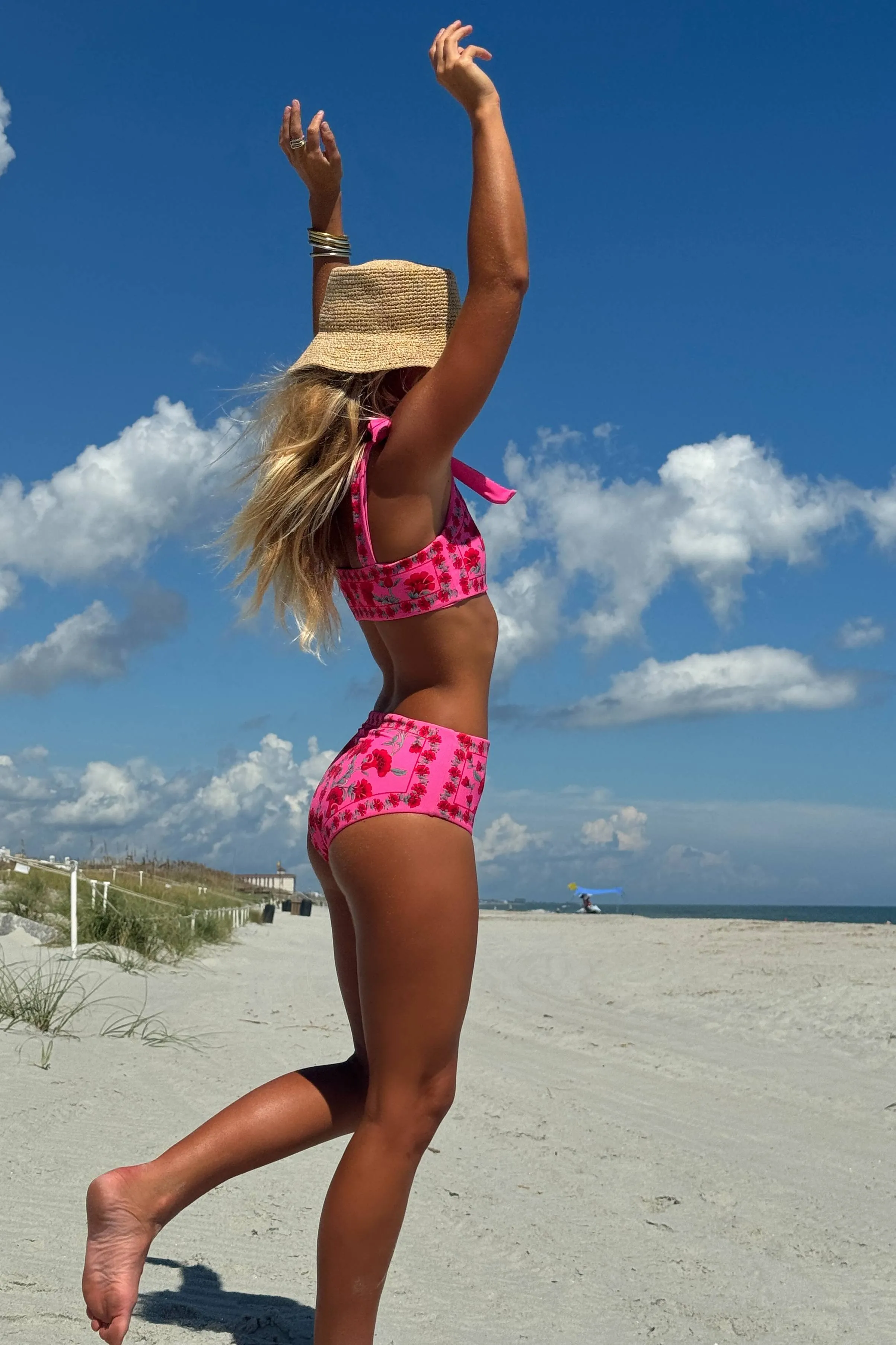 Avalon Top Redwood Floral sold by Beach Riot product image thumbnail 3