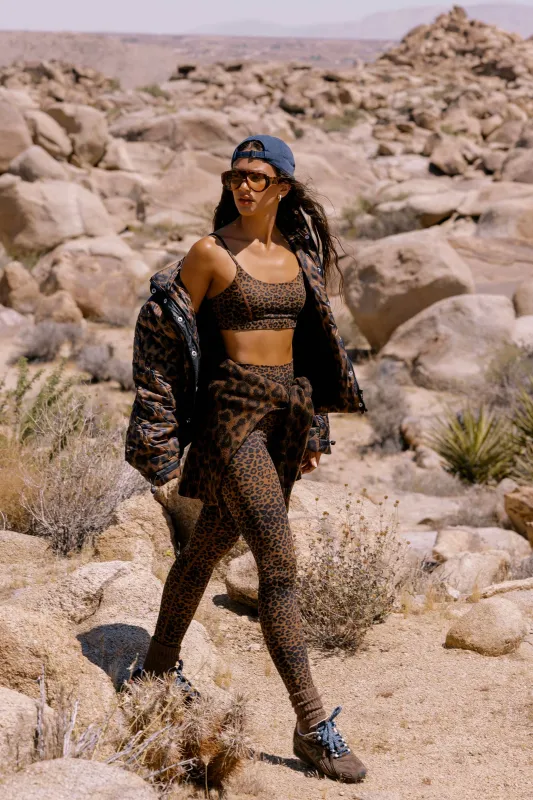 Piper Legging Caramel Leopard made by Beach Riot