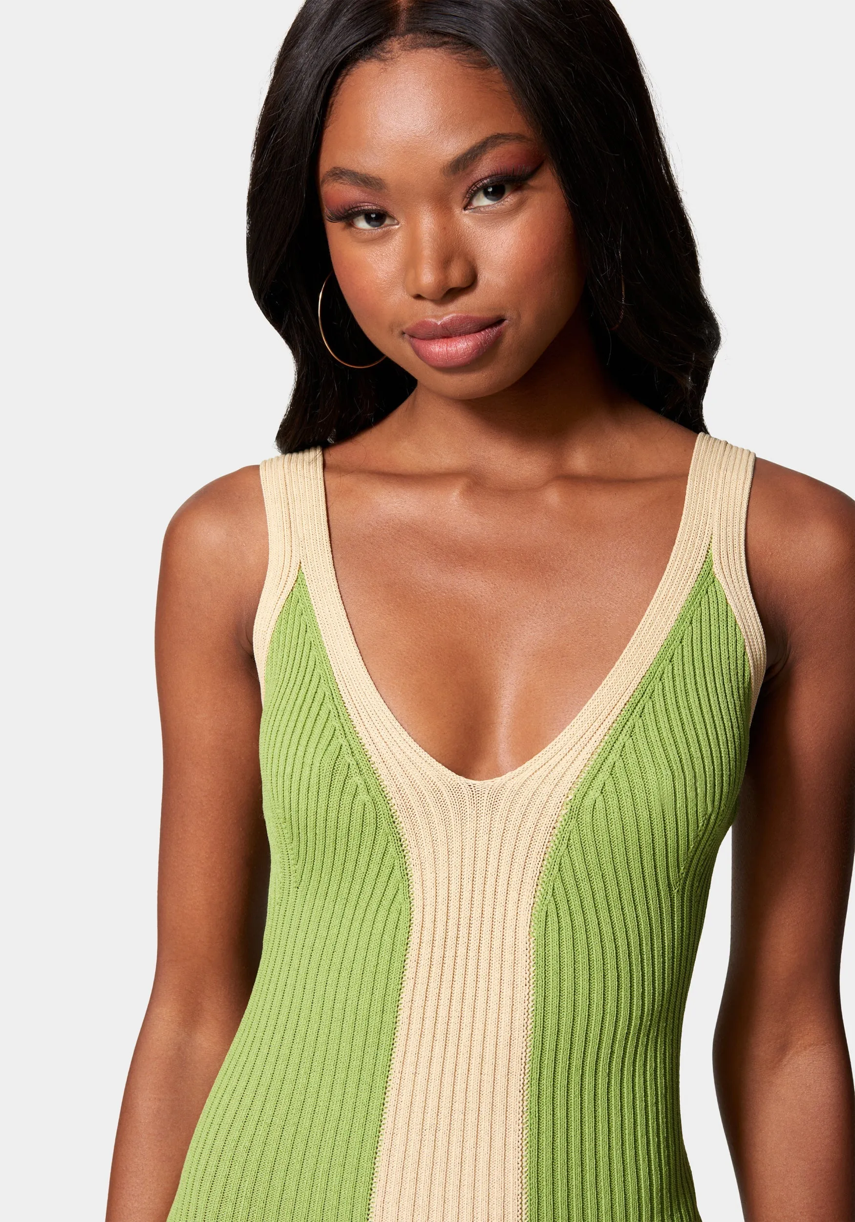 Color Block V-Neck Midi Dress sold by Bebe product image thumbnail 4