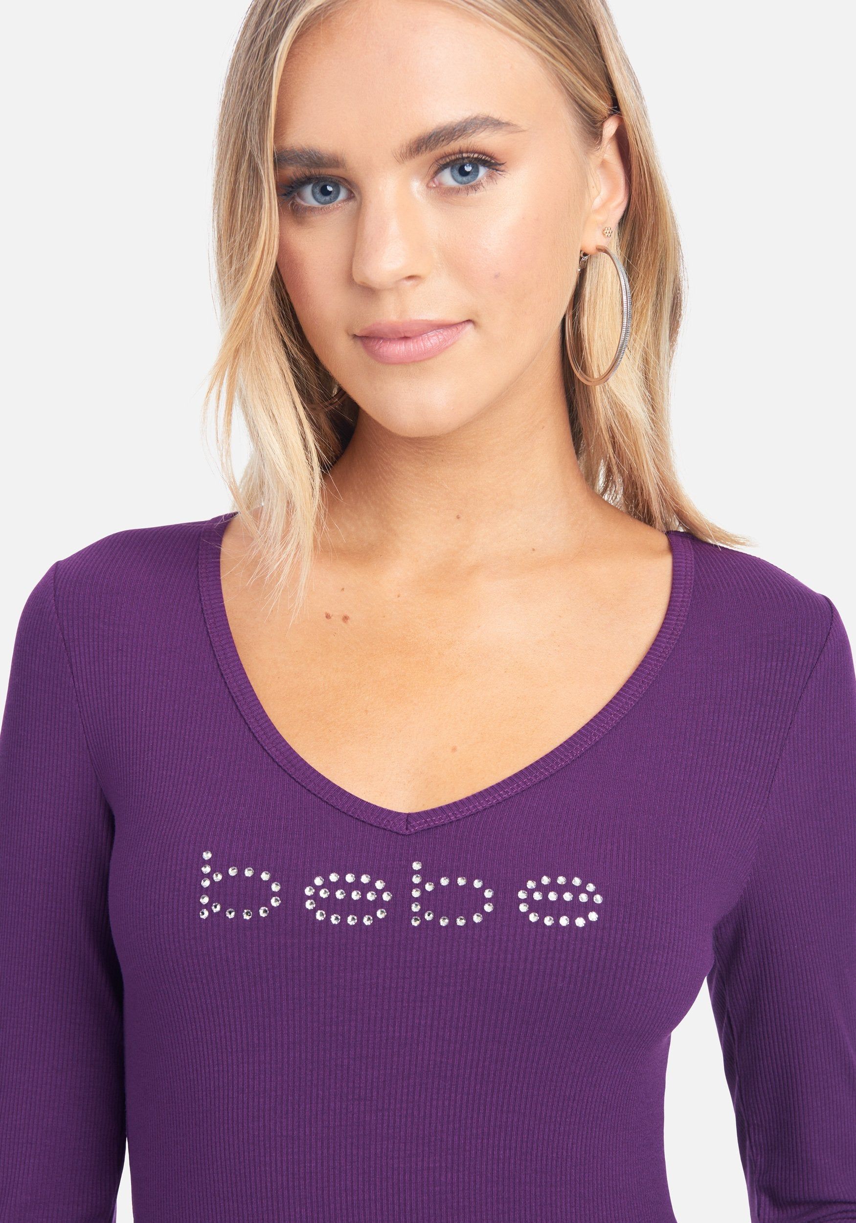 Crystal Logo V-Neck Long Sleeve Tee sold by Bebe product image thumbnail 4