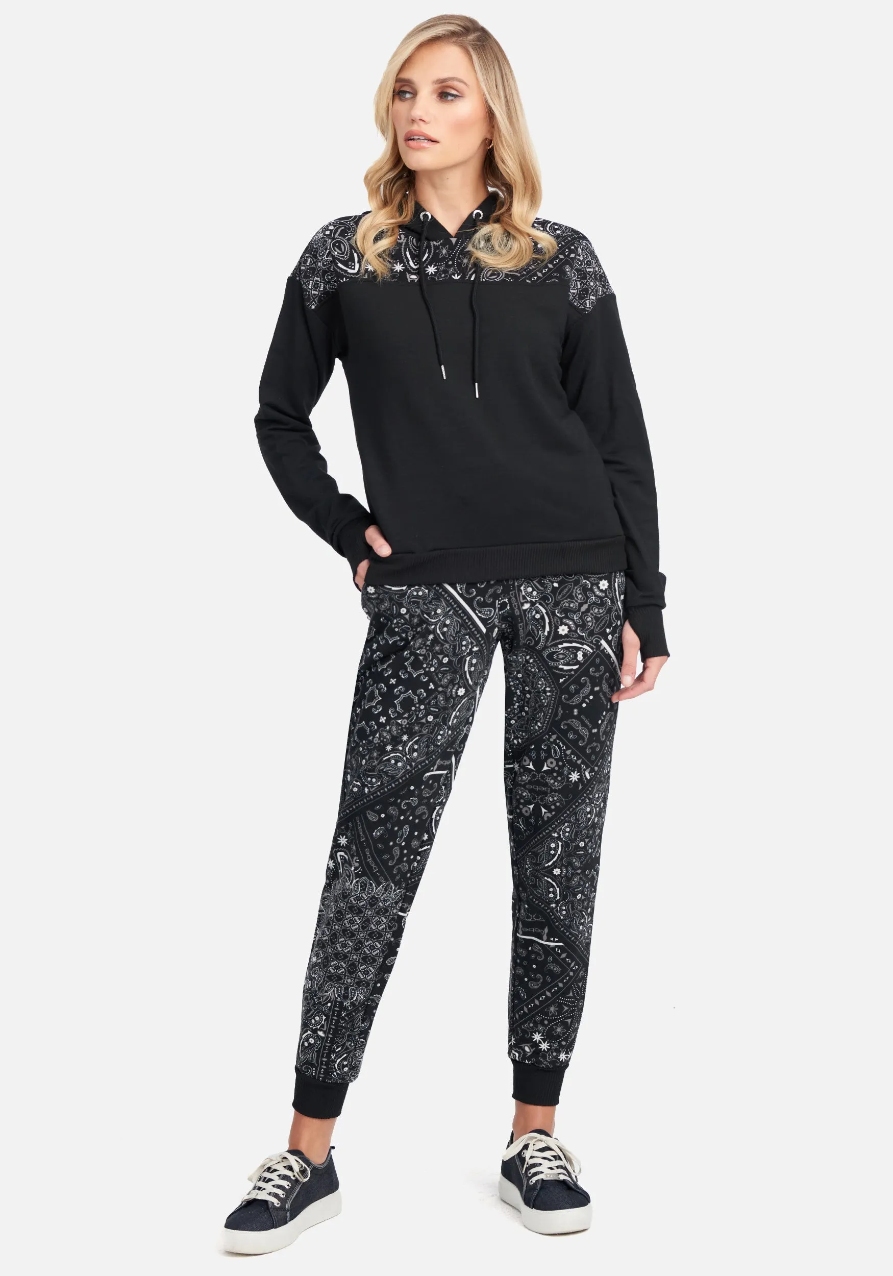 Bandana Print Jogger sold by Bebe product image thumbnail 2