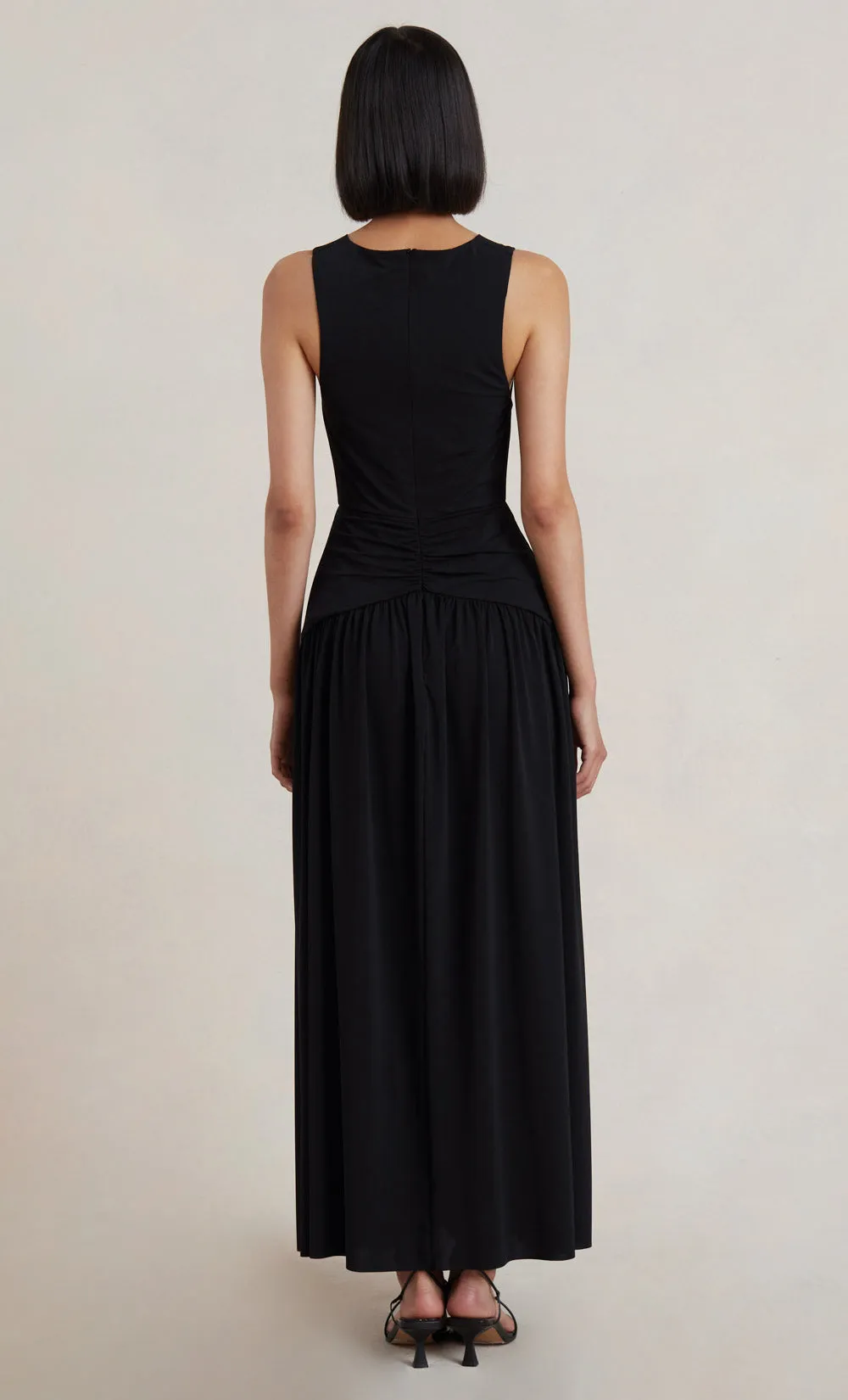 LINDSEY V MAXI DRESS - BLACK sold by bec + bridge product image thumbnail 4