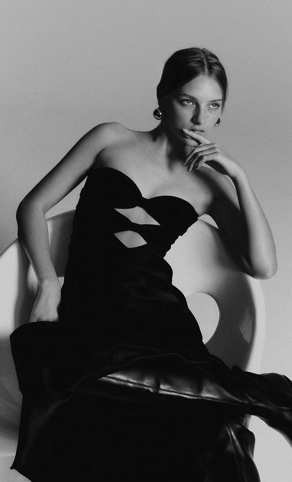 HALLE STRAPLESS DRESS - BLACK sold by bec + bridge product image thumbnail 2