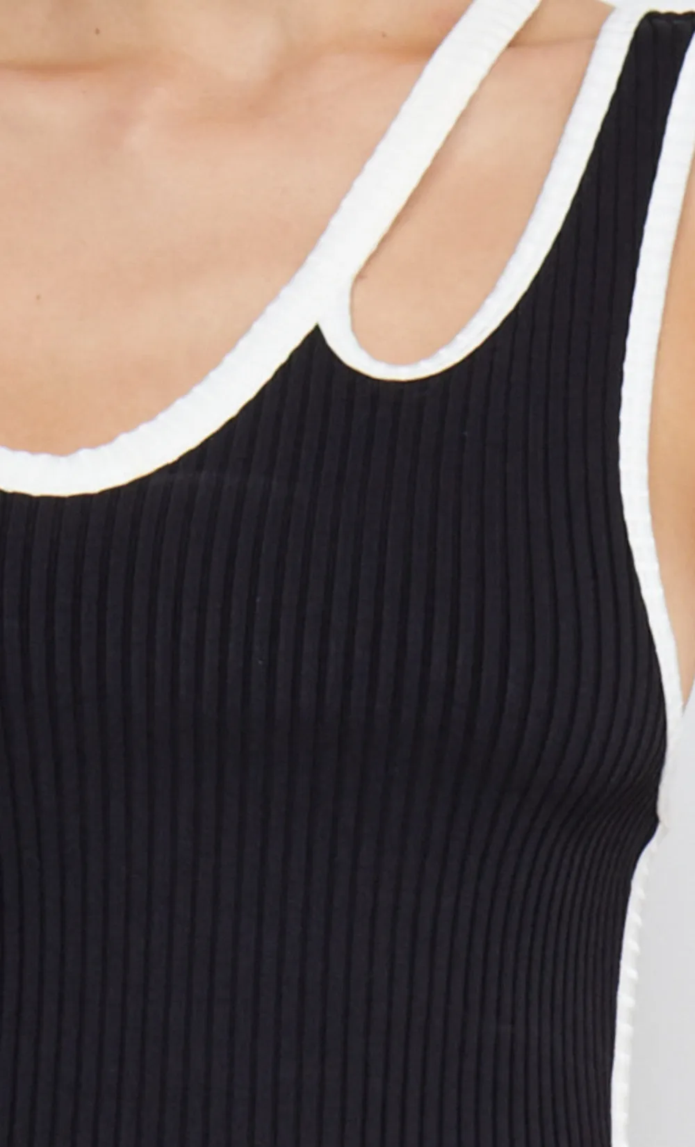 HARI BACKLESS MIDI DRESS - BLACK/IVORY sold by bec + bridge product image thumbnail 5