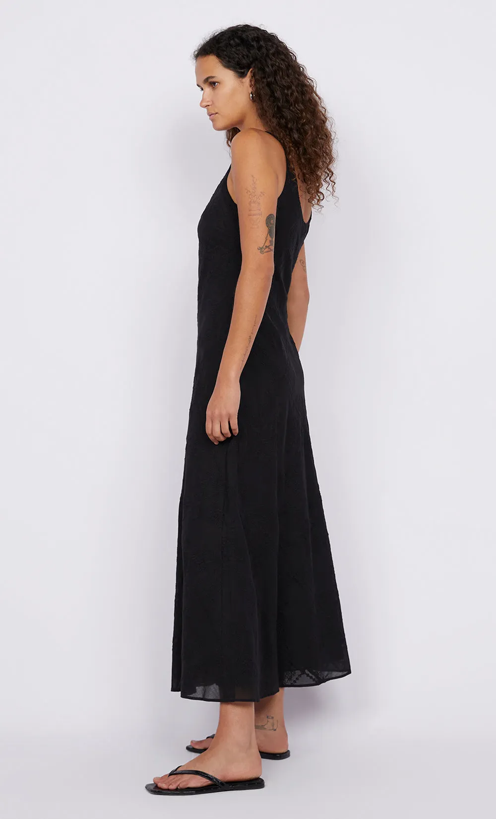 ZALEA SCOOP NECK DRESS - BLACK sold by bec + bridge product image thumbnail 4