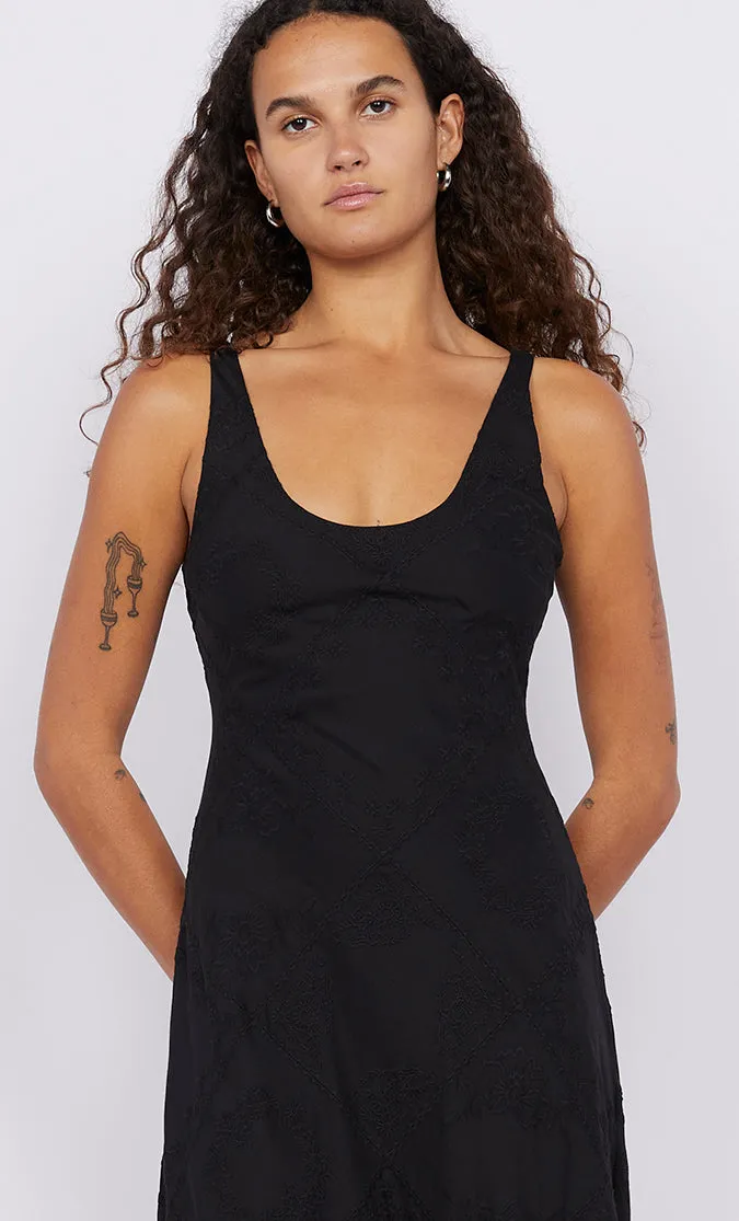 ZALEA SCOOP NECK DRESS - BLACK sold by bec + bridge product image thumbnail 5