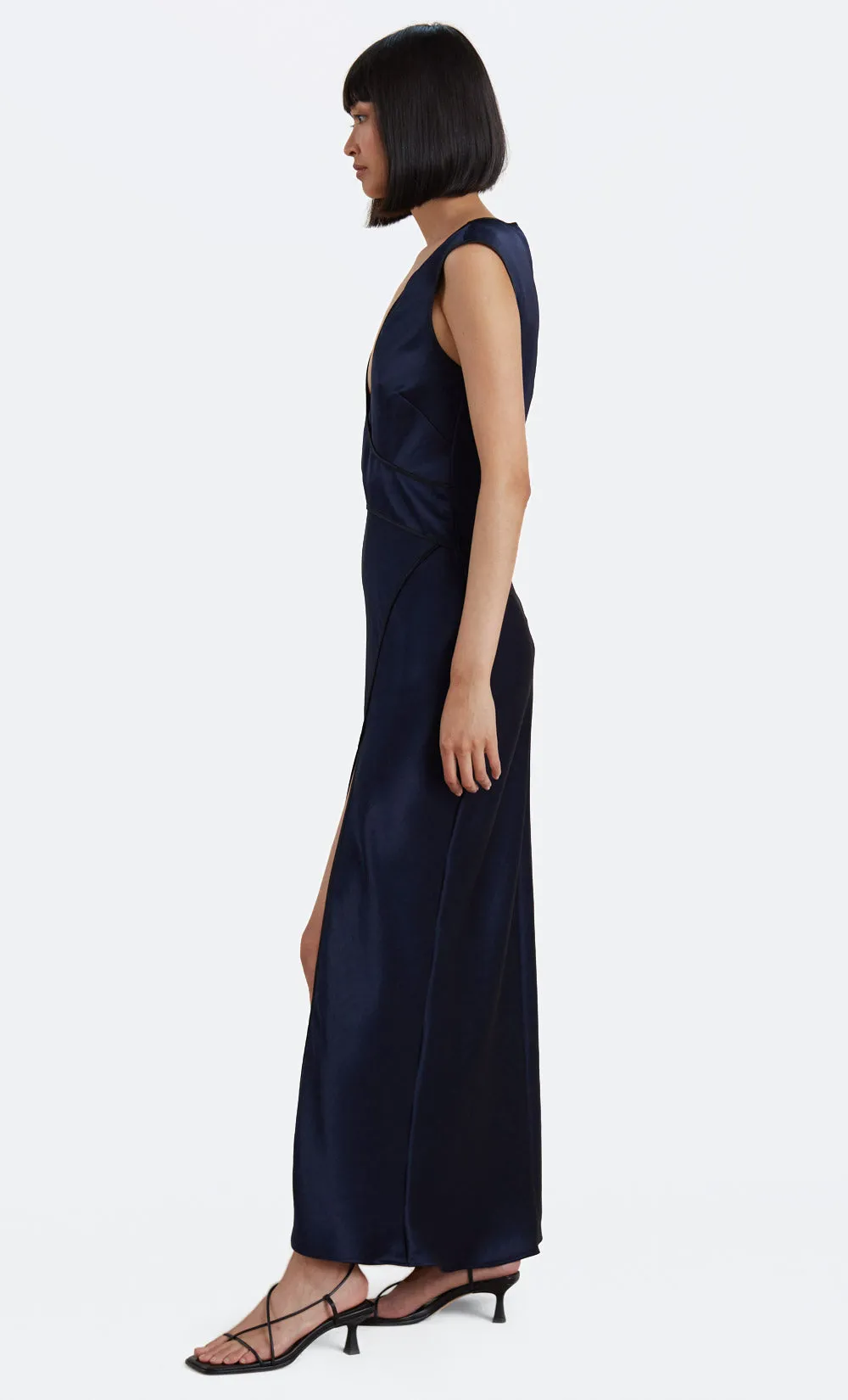 KIMBERLY V MAXI DRESS - INK sold by bec + bridge product image thumbnail 4