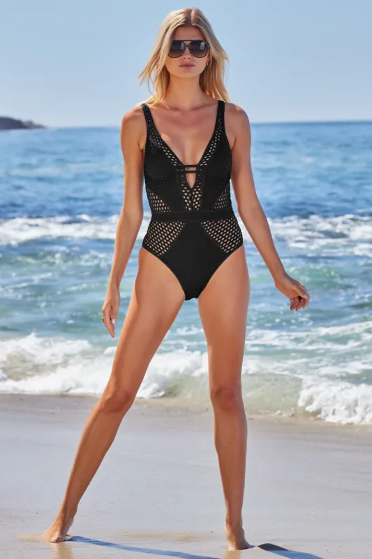 CASTAWAY PLUNGE 1PC sold by BECCA