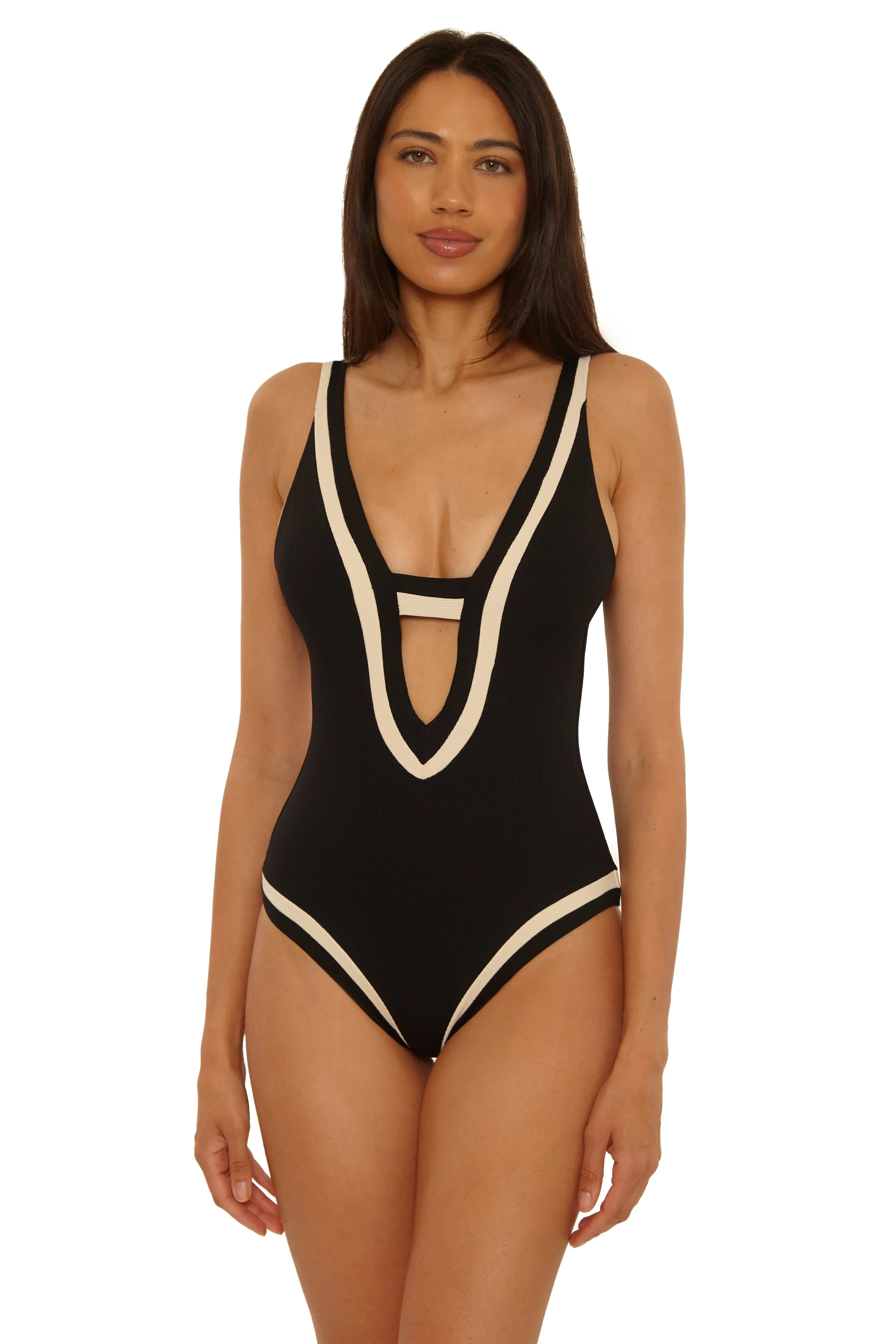 COAST LINE 1PC PLUNGE sold by BECCA product image thumbnail 2