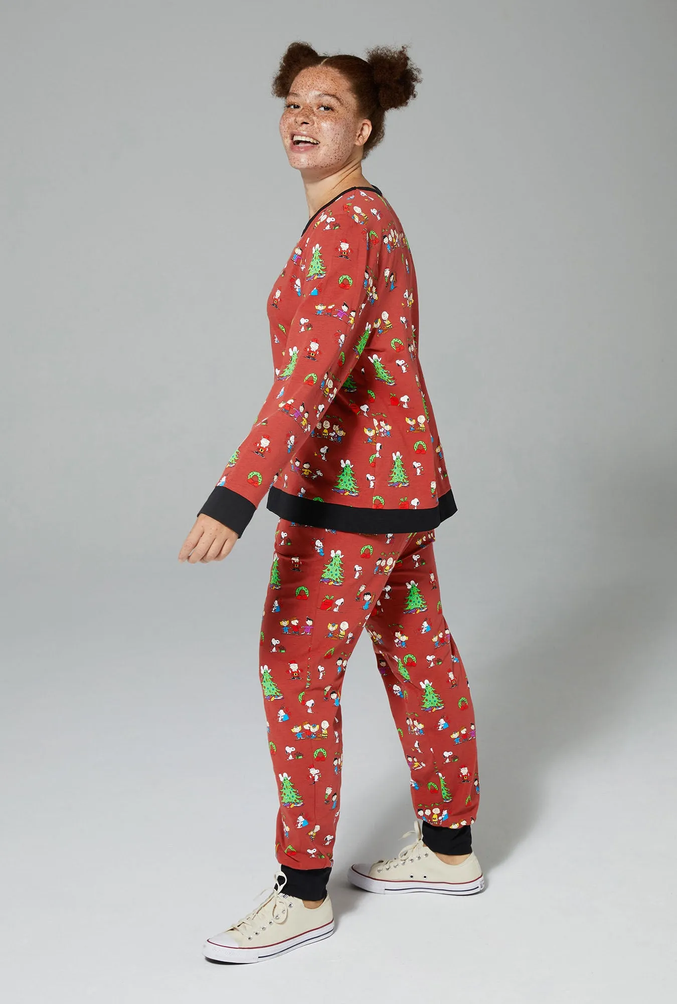 BedHead x Peanuts Holiday Party Long Sleeve Pullover Crew and Jogger Stretch Jersey PJ Set sold by BedHead product image thumbnail 5