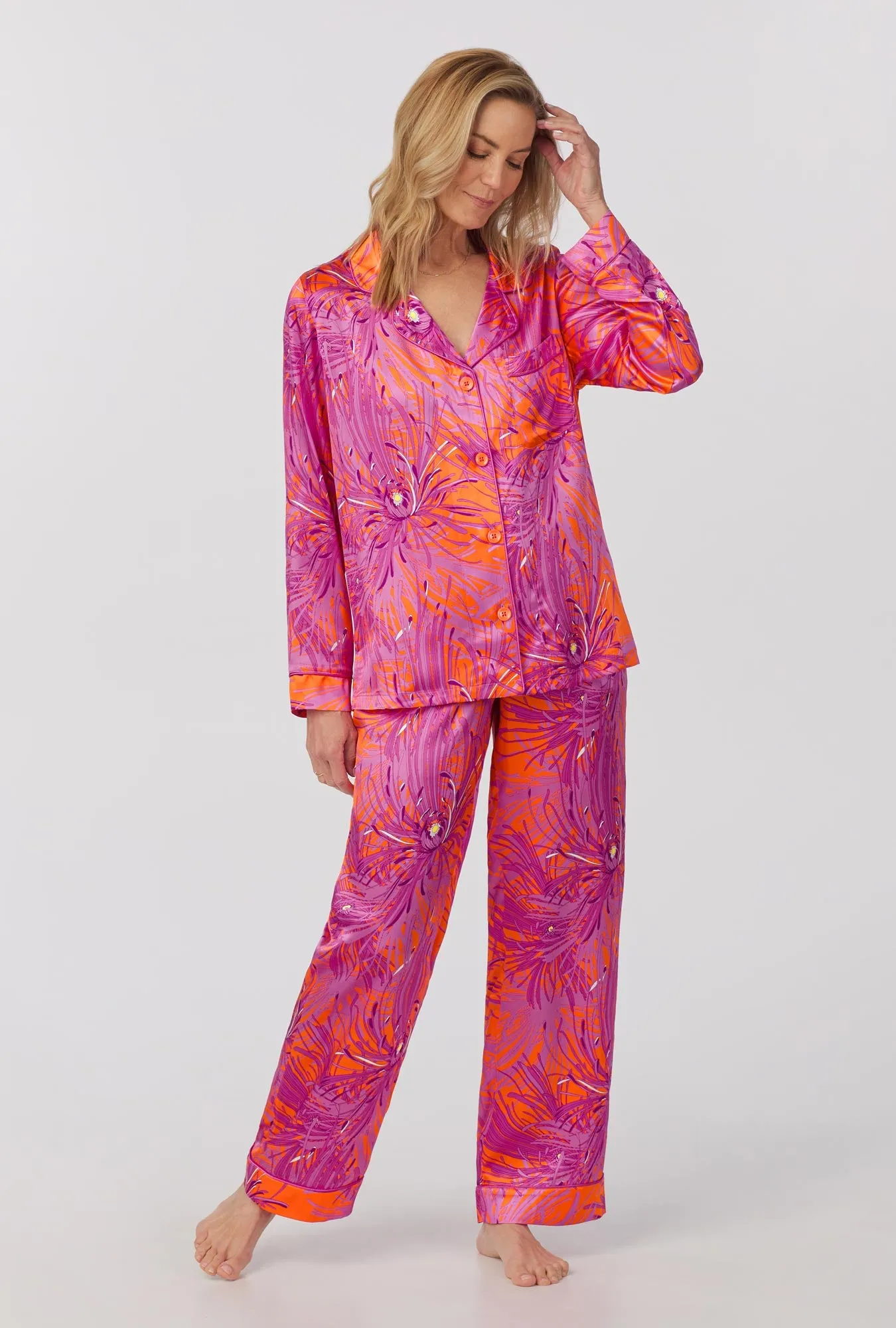 Bedhead x Trina Turk Fuji Mums Long Sleeve Classic Washable Silk PJ Set sold by BedHead product image thumbnail 2