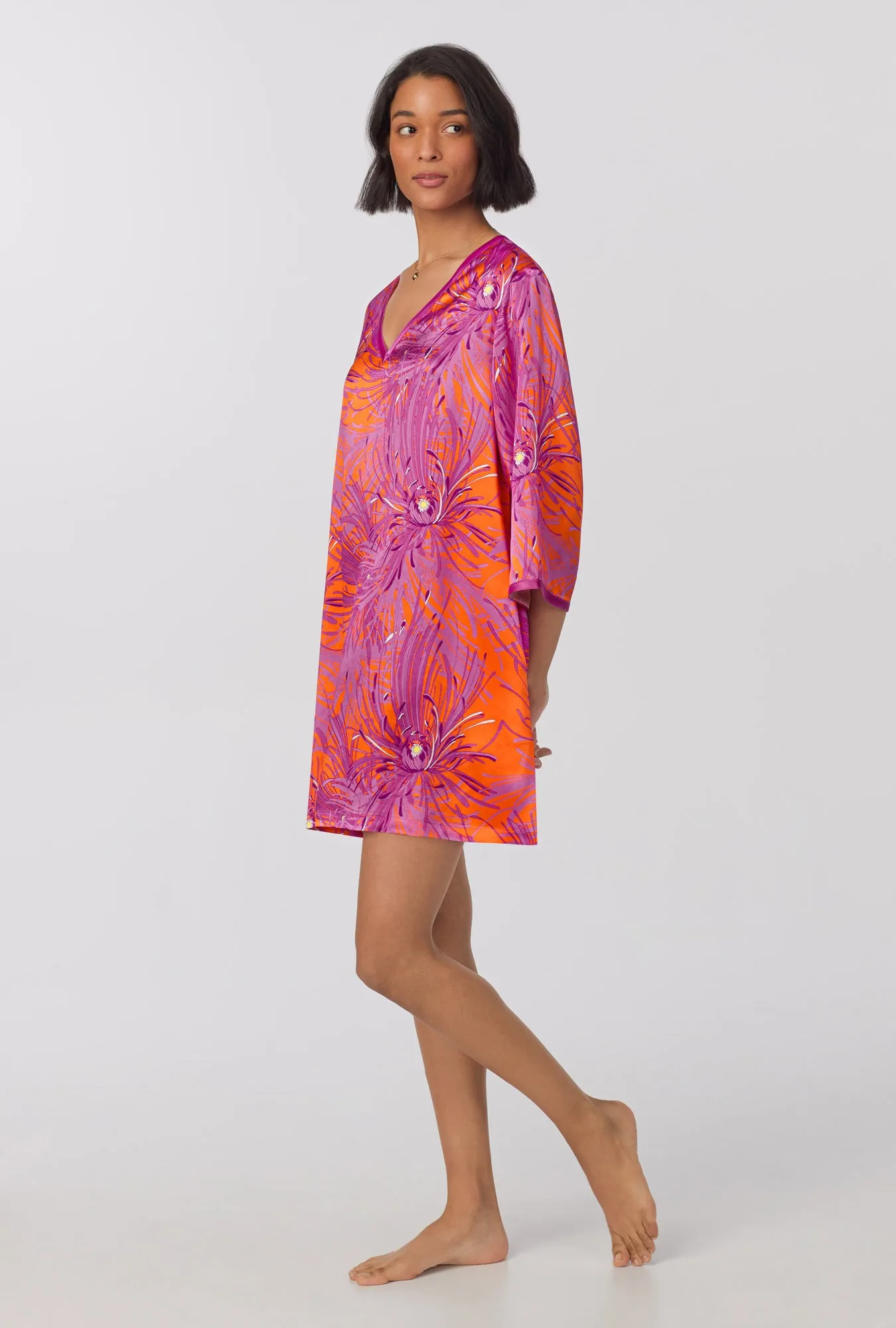 BedHead x Trina Turk Fuji Mums 3/4 Sleeve Classic Washable Silk Caftan sold by BedHead product image thumbnail 3
