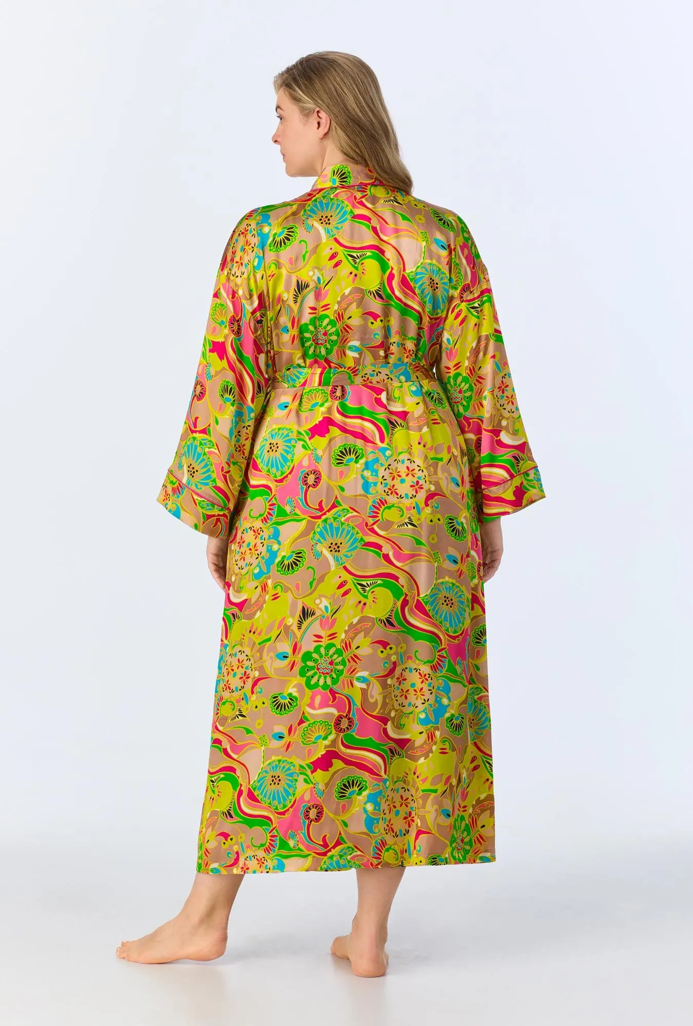 BedHead x Trina Turk Heritage Woven Washable Silk Satin Robe sold by BedHead product image thumbnail 4