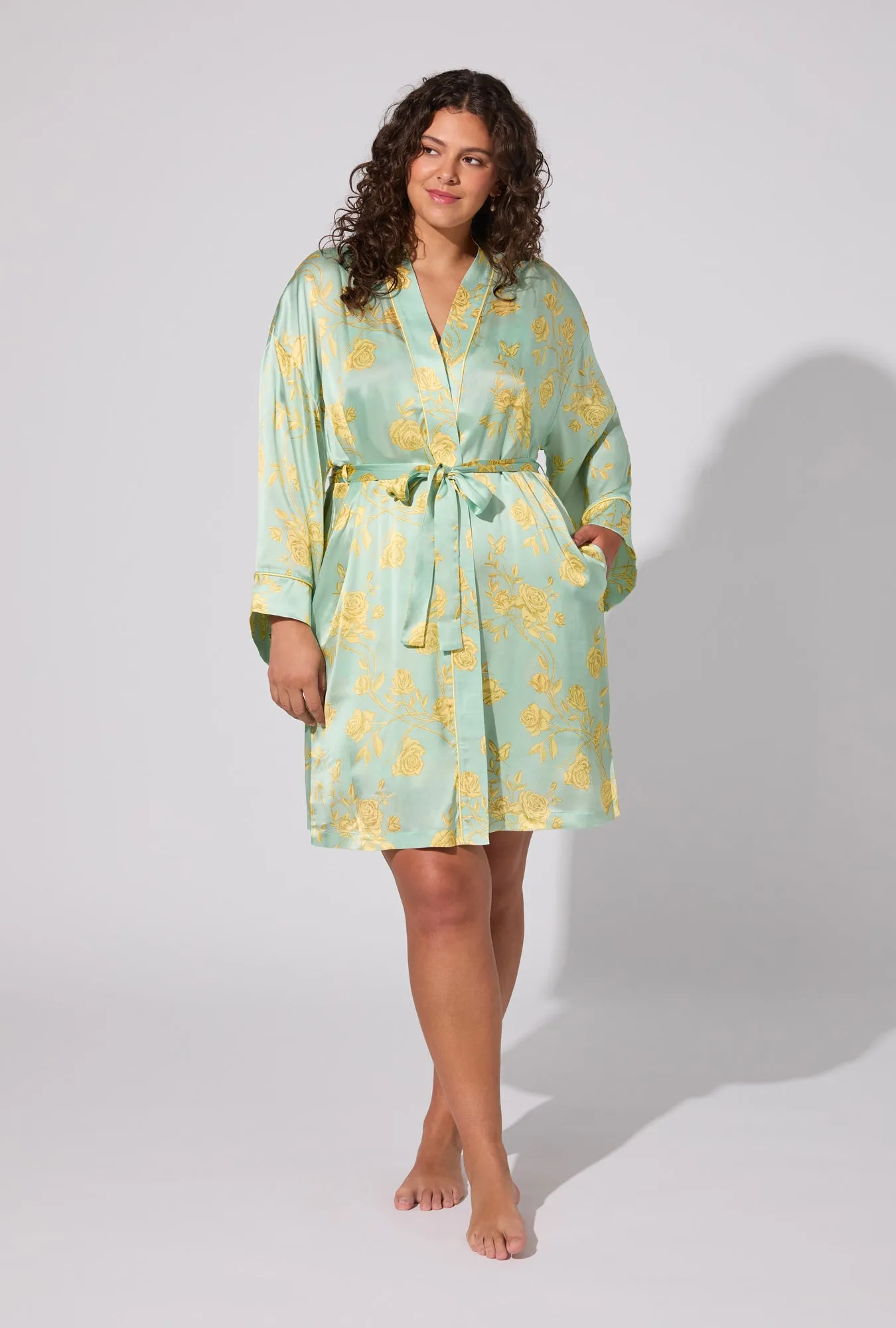 Royal Roses Woven Washable Silk Satin Robe sold by BedHead product image thumbnail 4