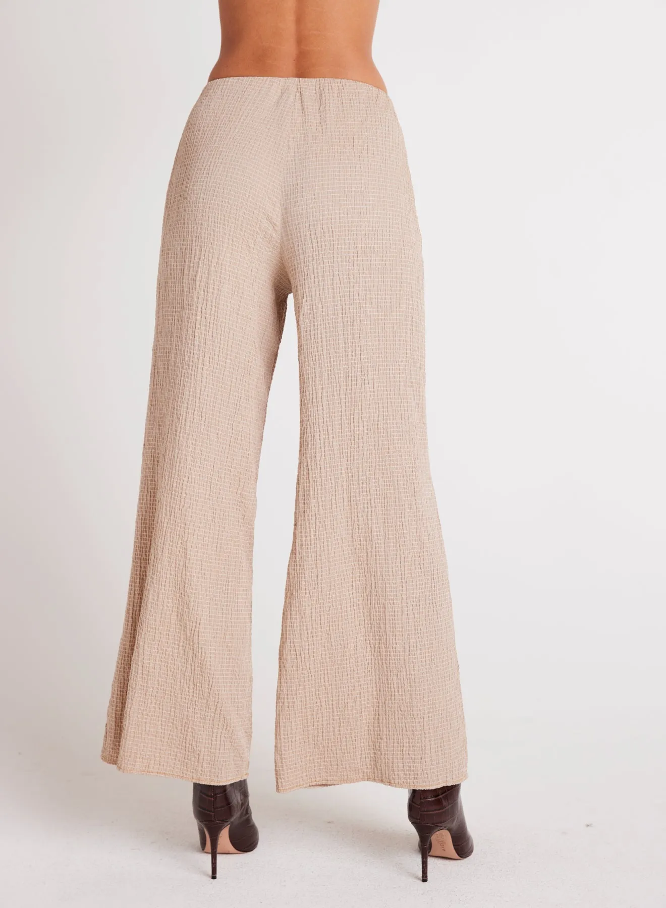 Clean Wide Leg Pant - Light Oak sold by Bella Dahl product image thumbnail 3