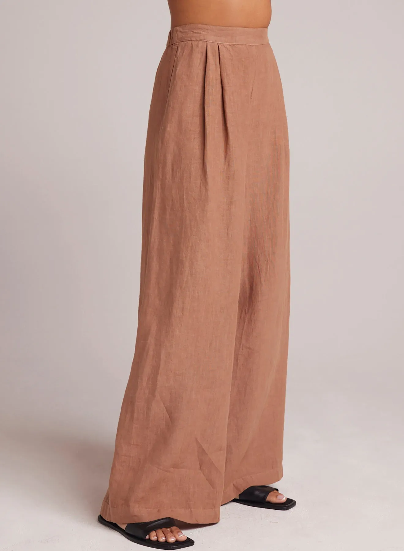 High Waisted Linen Pleated Pant - Desert Brown sold by Bella Dahl product image thumbnail 4