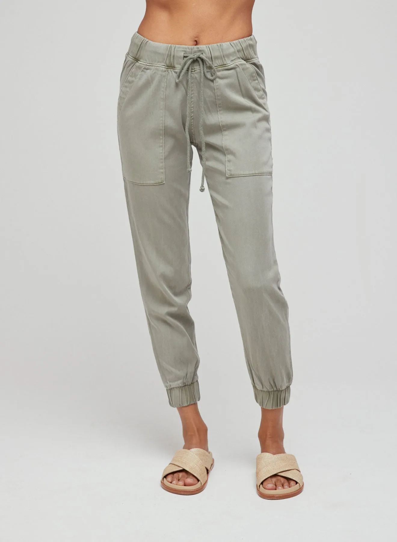 Pocket Jogger - Soft Army sold by Bella Dahl product image thumbnail 3