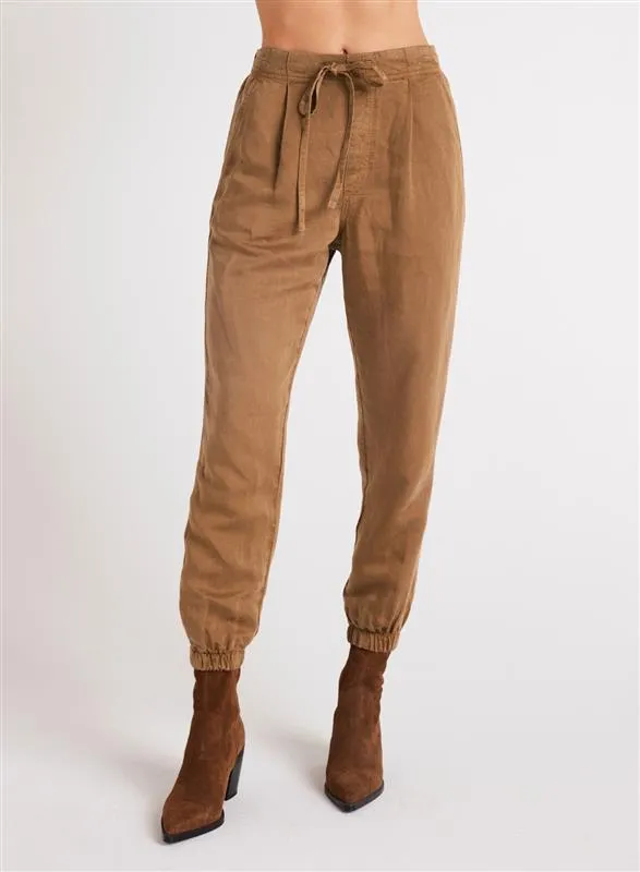 Luna Pleat Front Jogger - Topaz Brown sold by Bella Dahl product image thumbnail 2