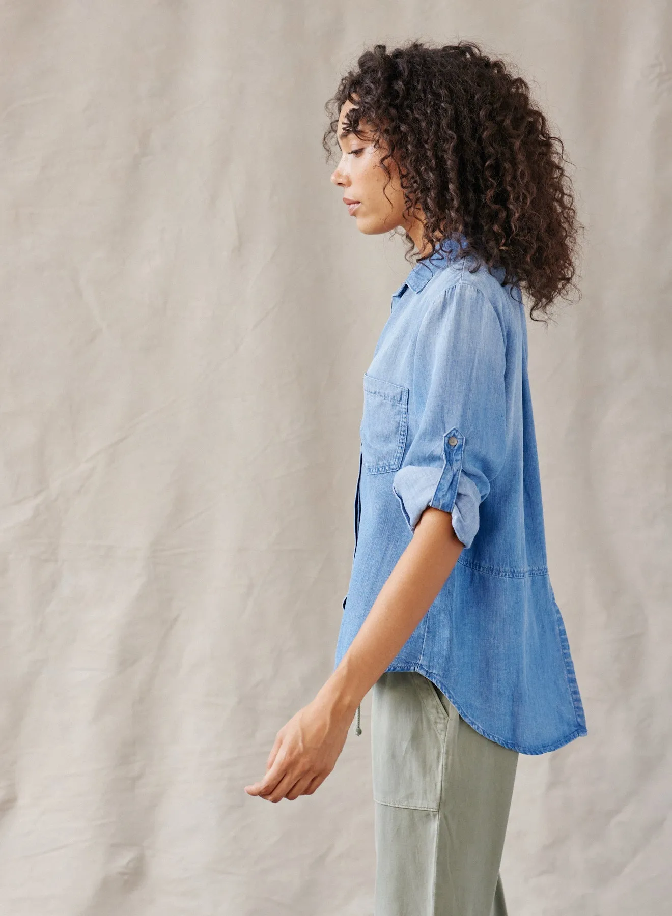 Split Back Button Down - Medium Ombre Wash sold by Bella Dahl product image thumbnail 3