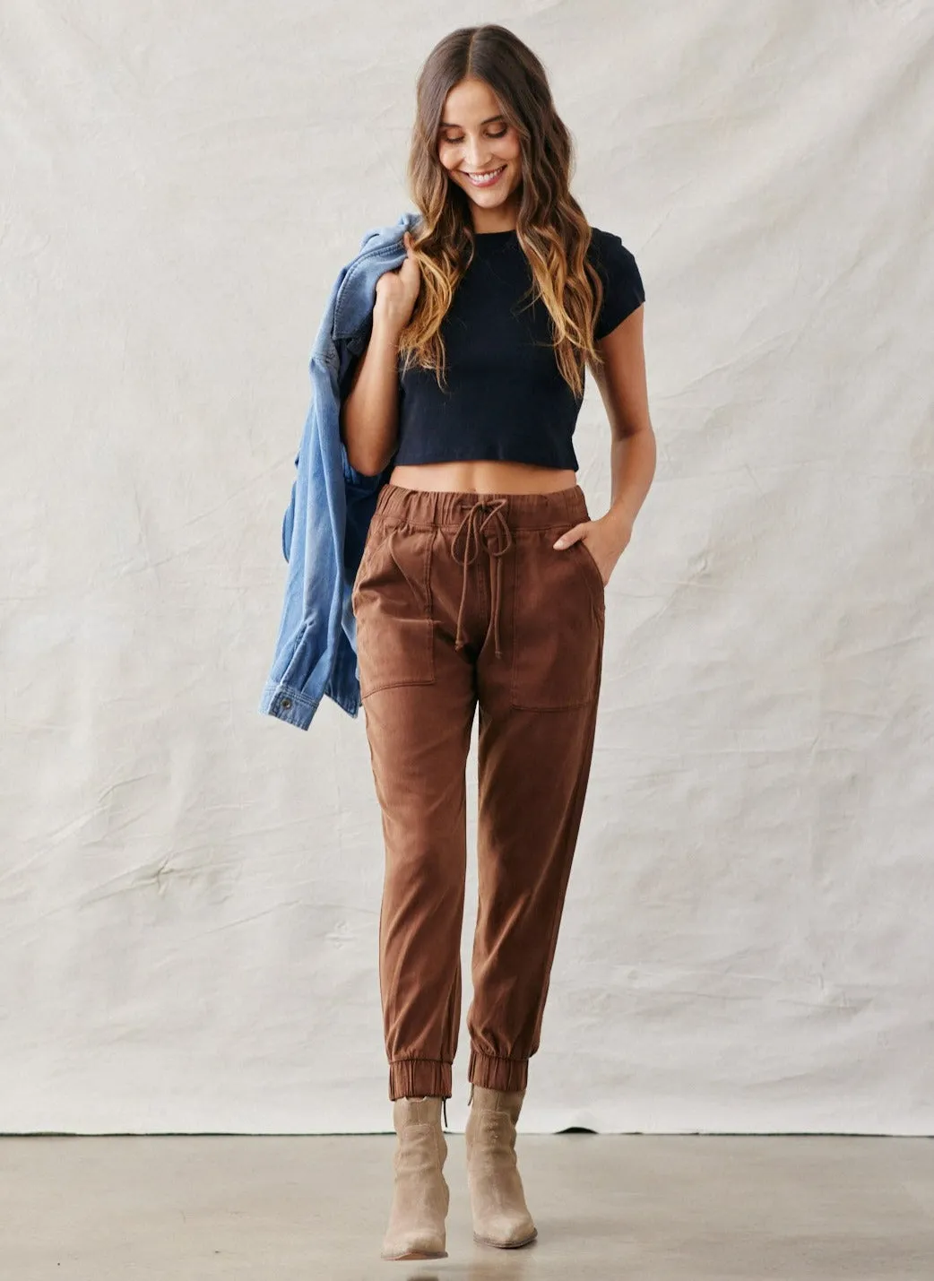 Pocket Jogger - Golden Topaz sold by Bella Dahl product image thumbnail 4