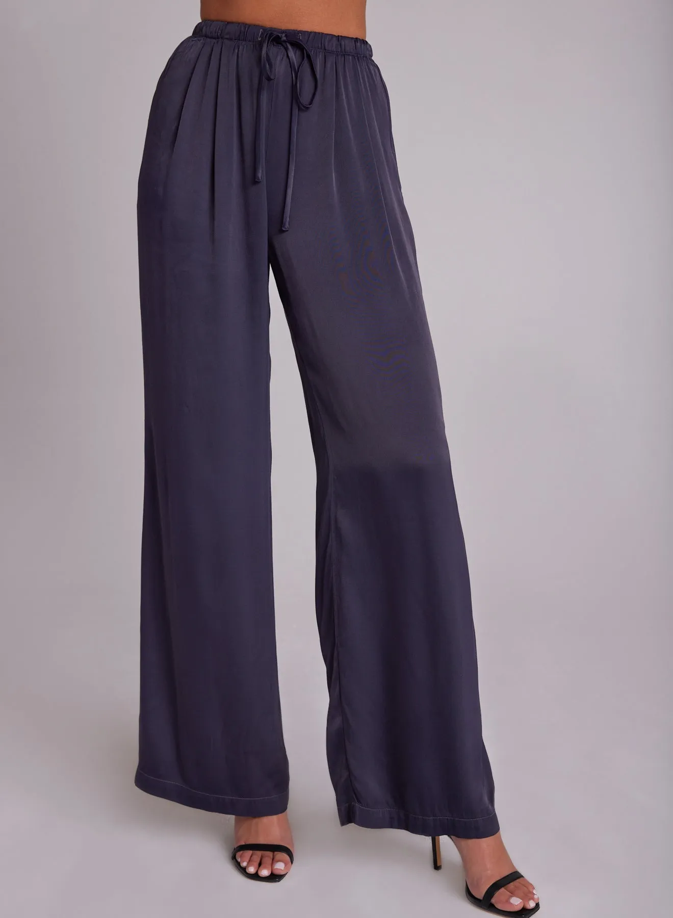 Satin Pleated Wide Leg Pant - Odyssey Grey sold by Bella Dahl product image thumbnail 4