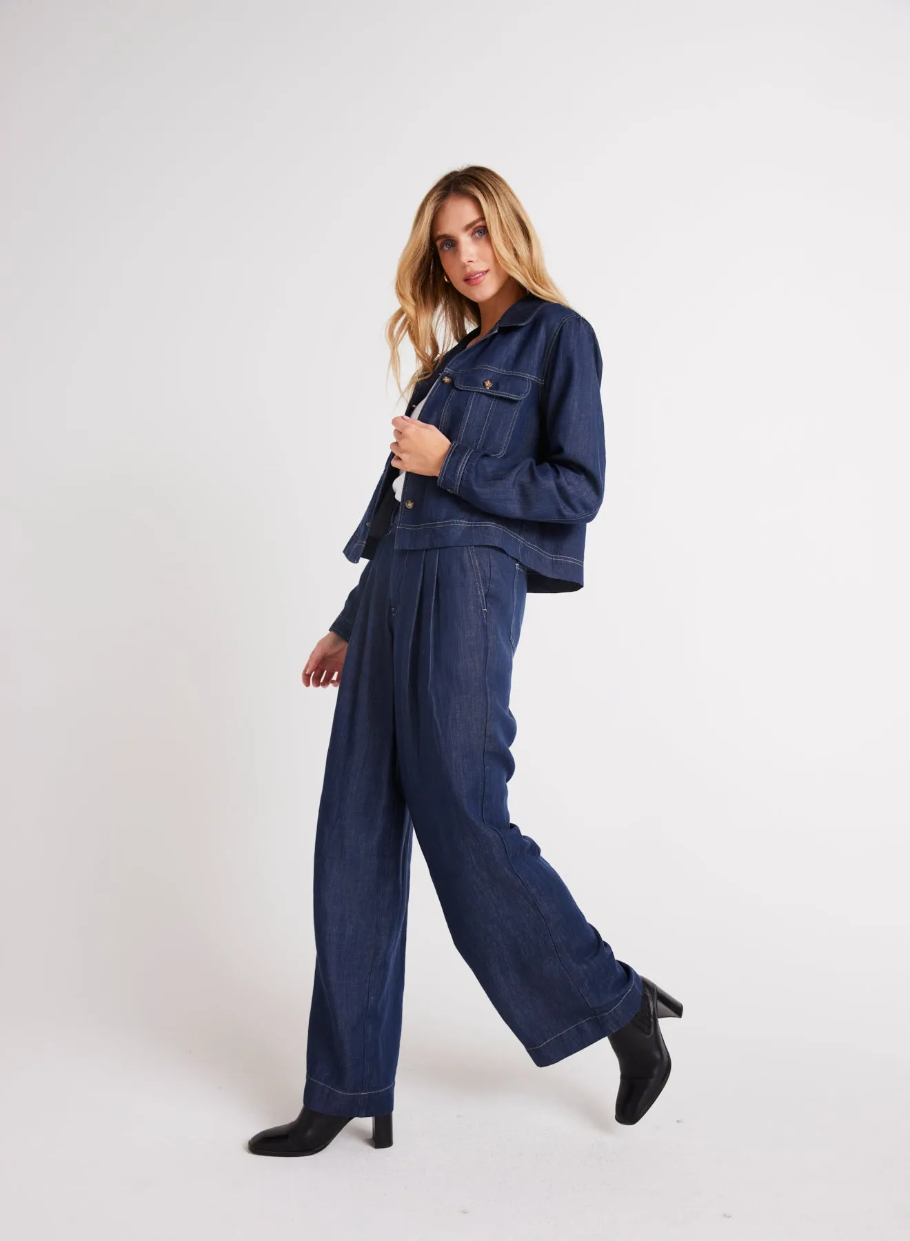 Pleated Wide Leg Pant - Dark Denim sold by Bella Dahl product image thumbnail 4