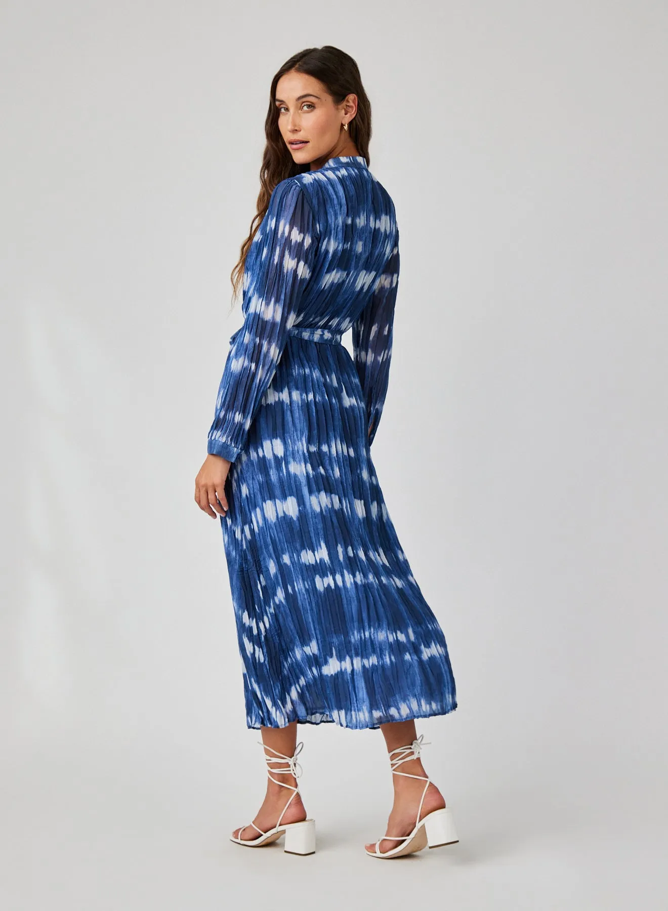Long Sleeve Pleated Maxi Shirt Dress - Ocean Tides Print sold by Bella Dahl product image thumbnail 3