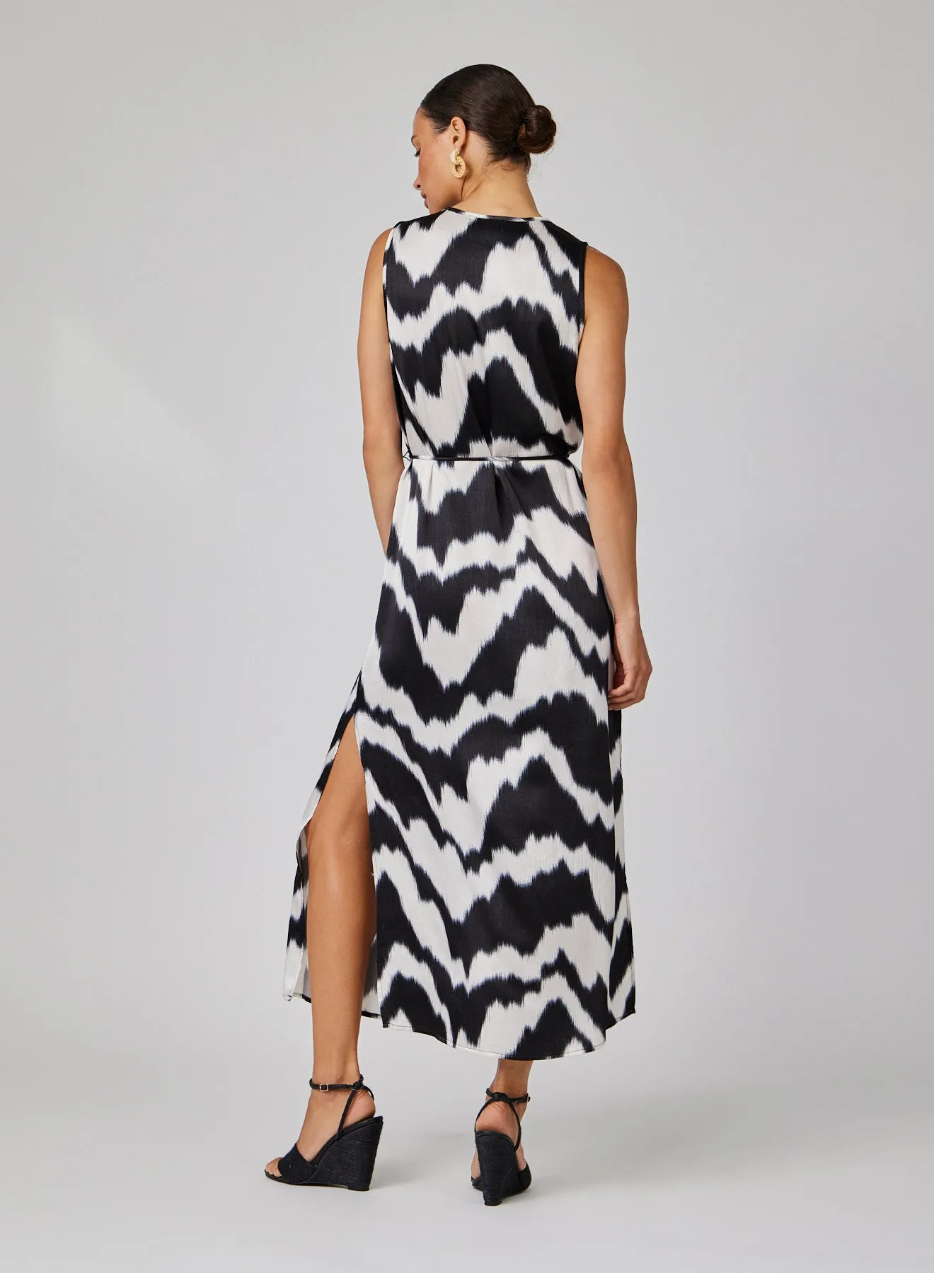 Sleeveless Belted Maxi Dress - Abstract Ikat Print sold by Bella Dahl product image thumbnail 2
