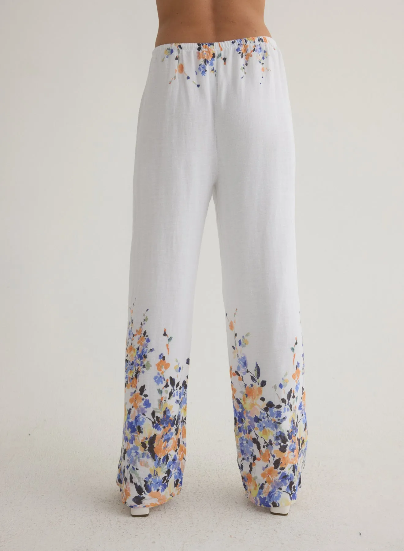 Wide Leg Pant With Drawcord - Border Floral Print sold by Bella Dahl product image thumbnail 4