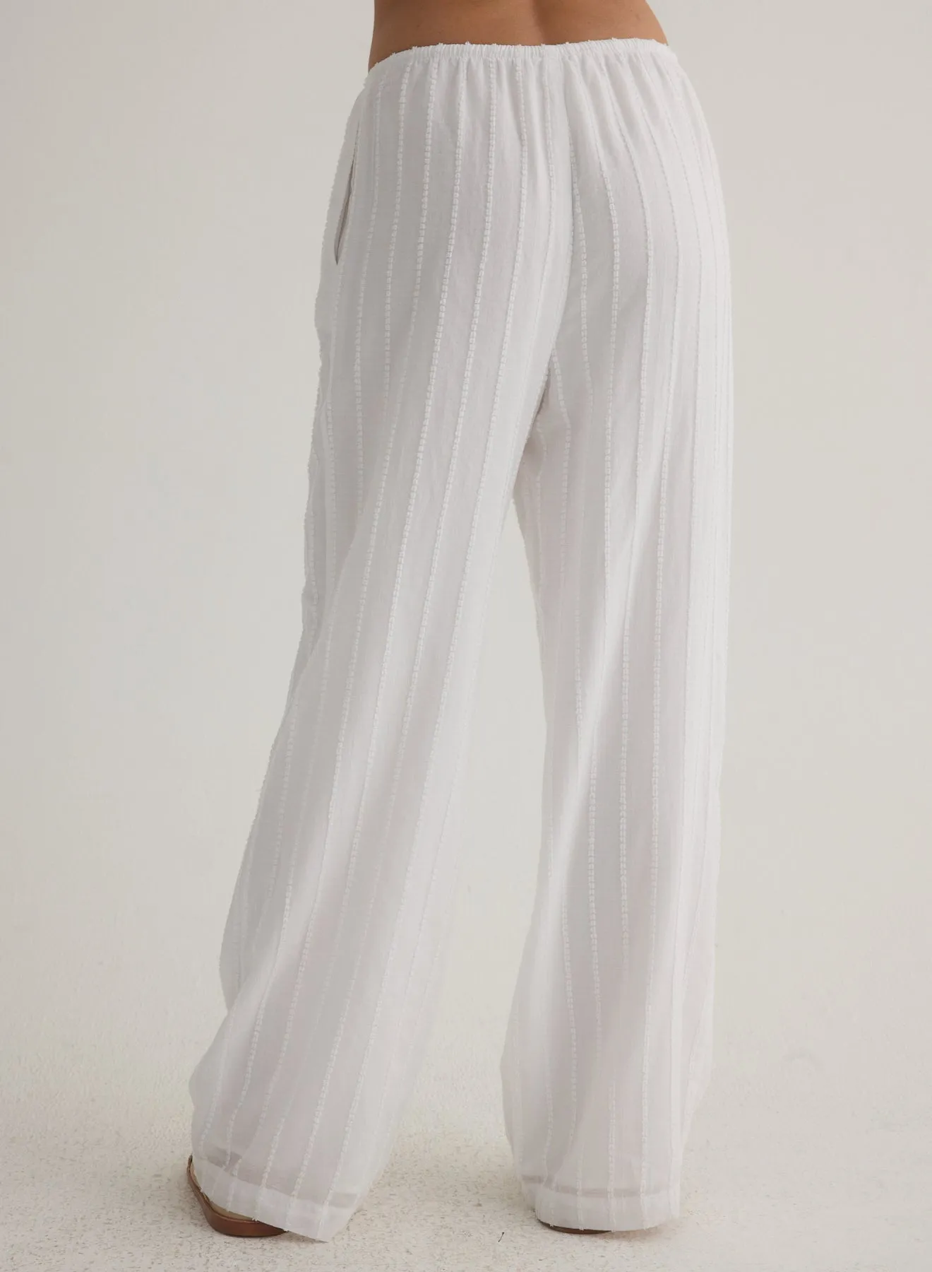 Wide Leg Pant - White sold by Bella Dahl product image thumbnail 4