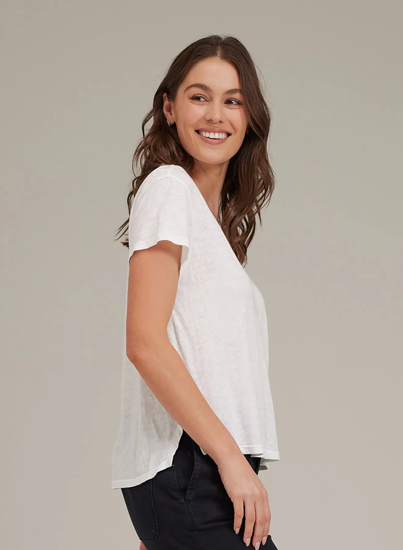 Side Slit V-Neck Tee - White sold by Bella Dahl product image thumbnail 2