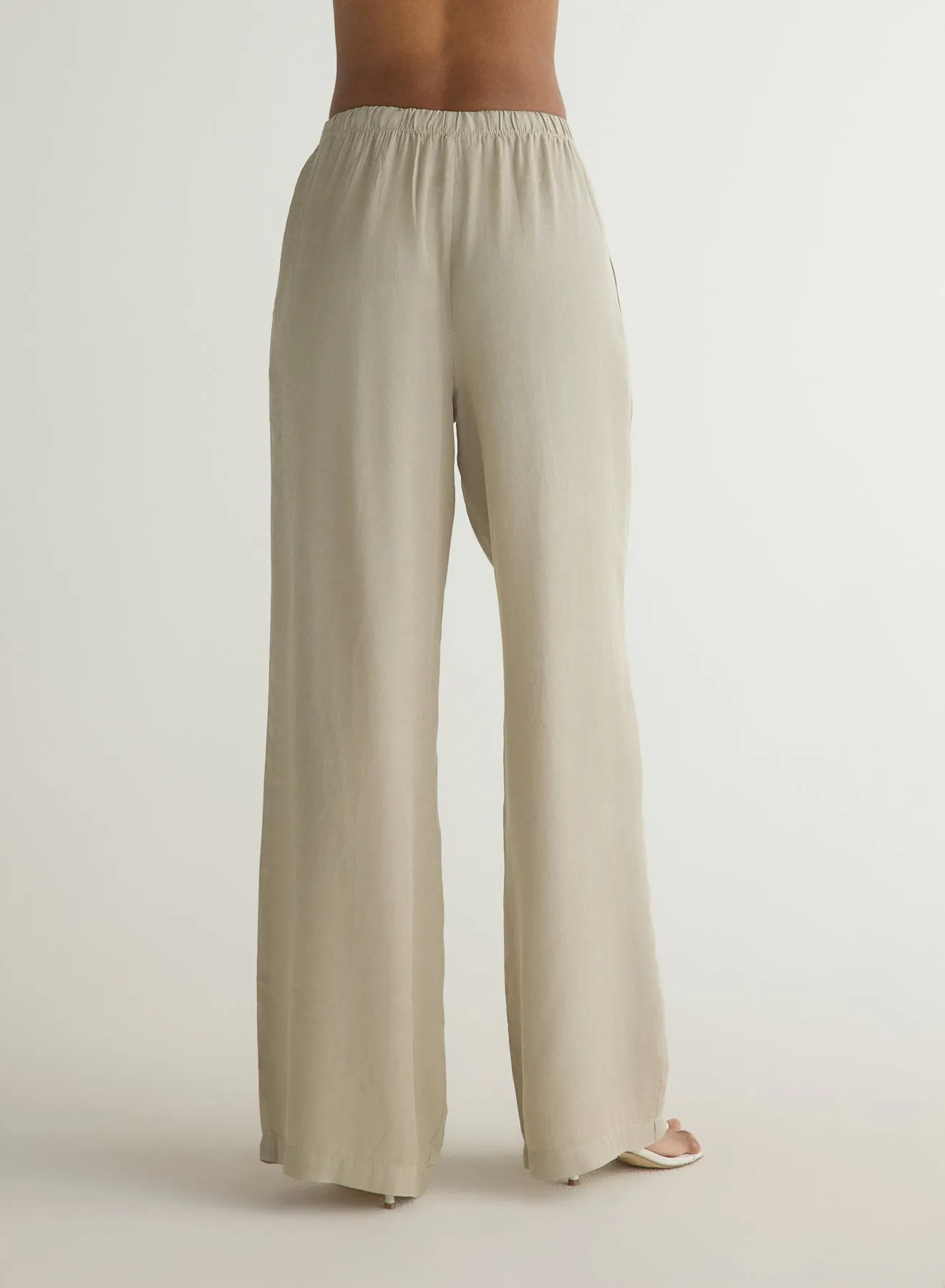 Wide Leg Pleated Pant - Foggy Coast sold by Bella Dahl product image thumbnail 4